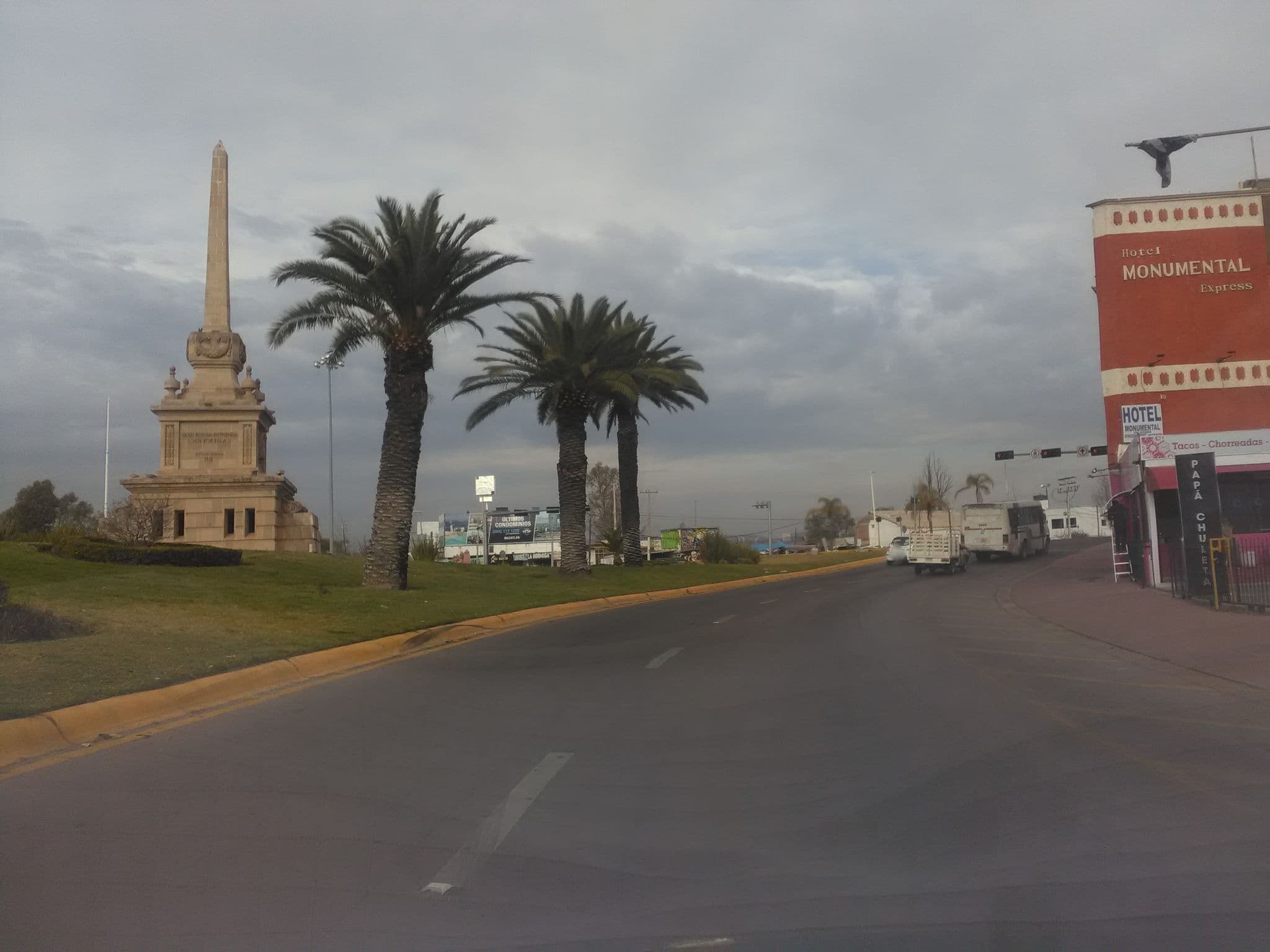 Street view near Hotel Monumental Express, Victoria de Durango — © juan_saucedo (CC BY-SA · Mapillary)
