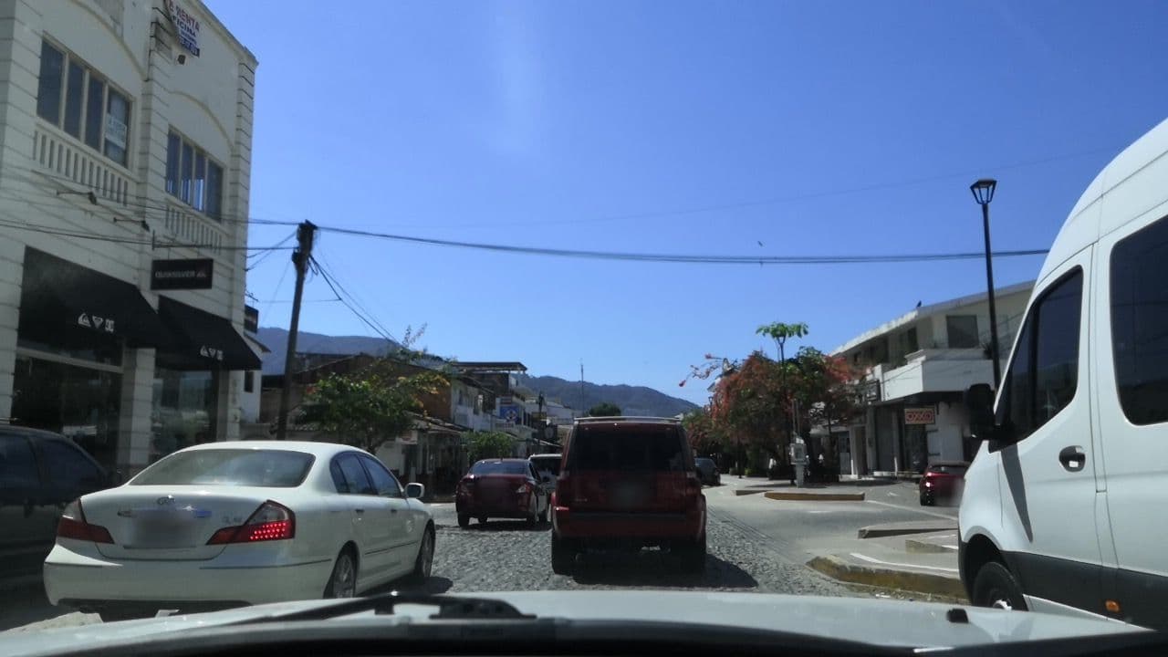 Street view near Buenaventura Grand, Puerto Vallarta — © oramire (CC BY-SA · Mapillary)