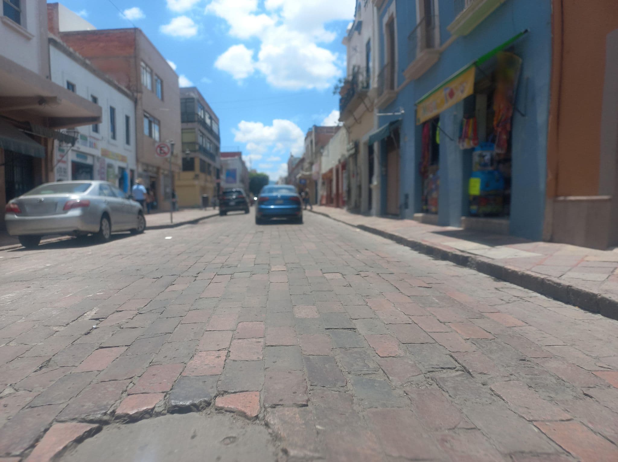 Street view near El Marqués, Santiago de Querétaro — © pedaleanda (CC BY-SA · Mapillary)