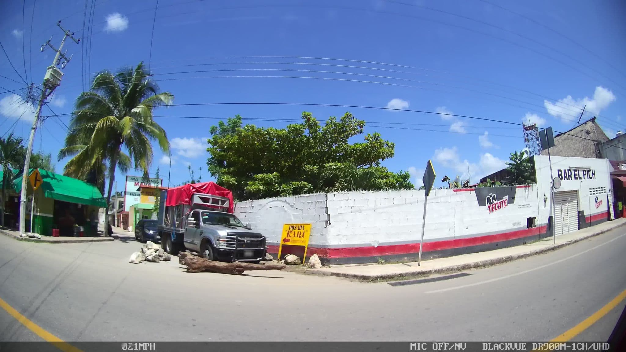 Street view near Posada "Kari", Piste — © kaart_2 (CC BY-SA · Mapillary)