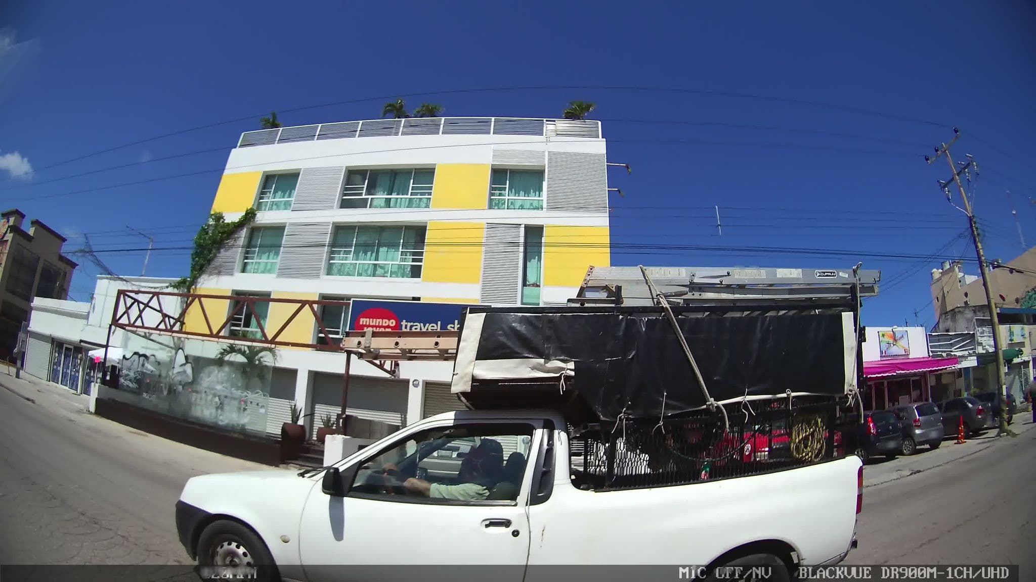 Street view near Laurel 41, Cancún — © kaart_2 (CC BY-SA · Mapillary)
