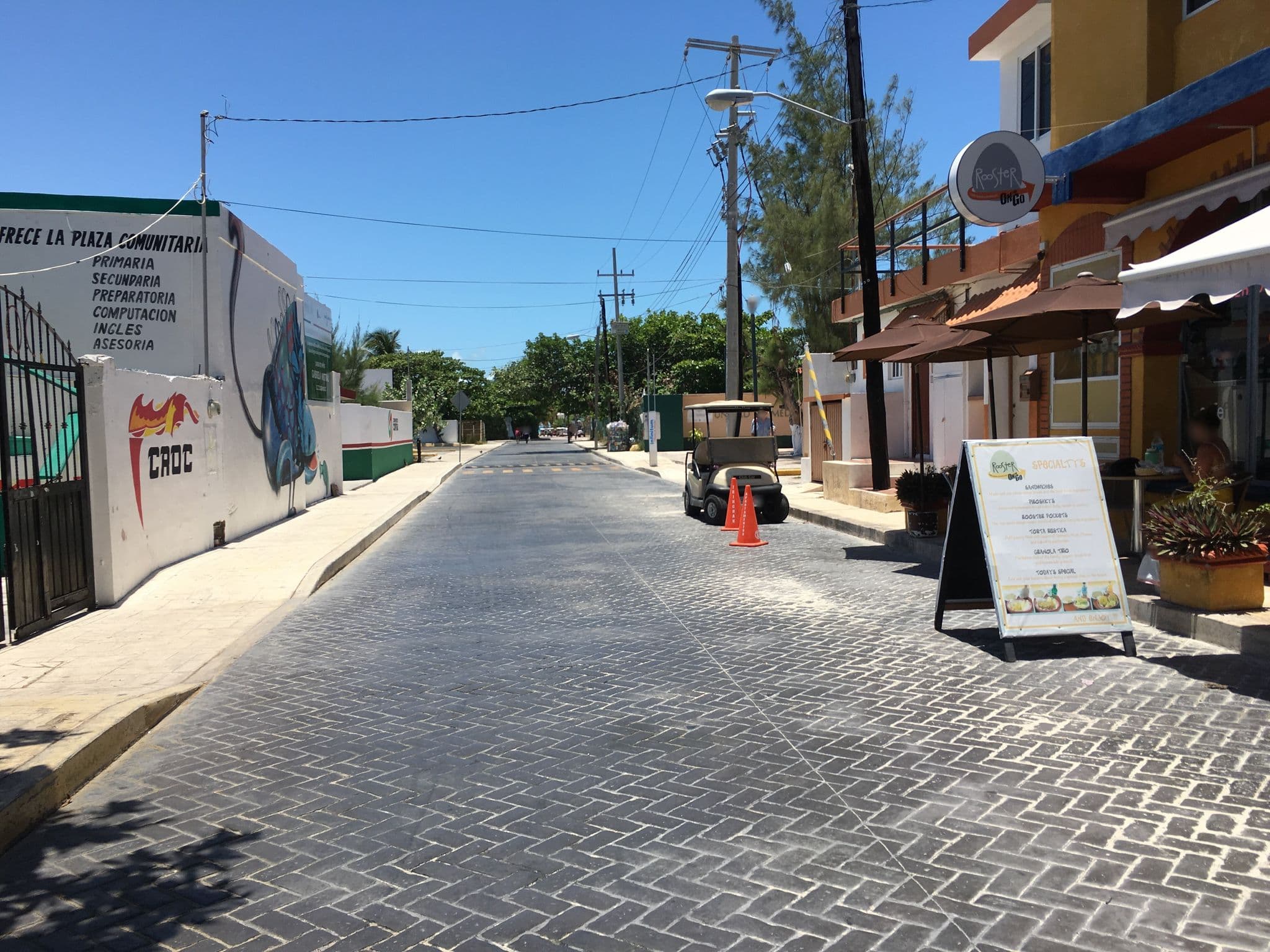 Street view near Trinchan, Isla Mujeres — © ccossio (CC BY-SA · Mapillary)