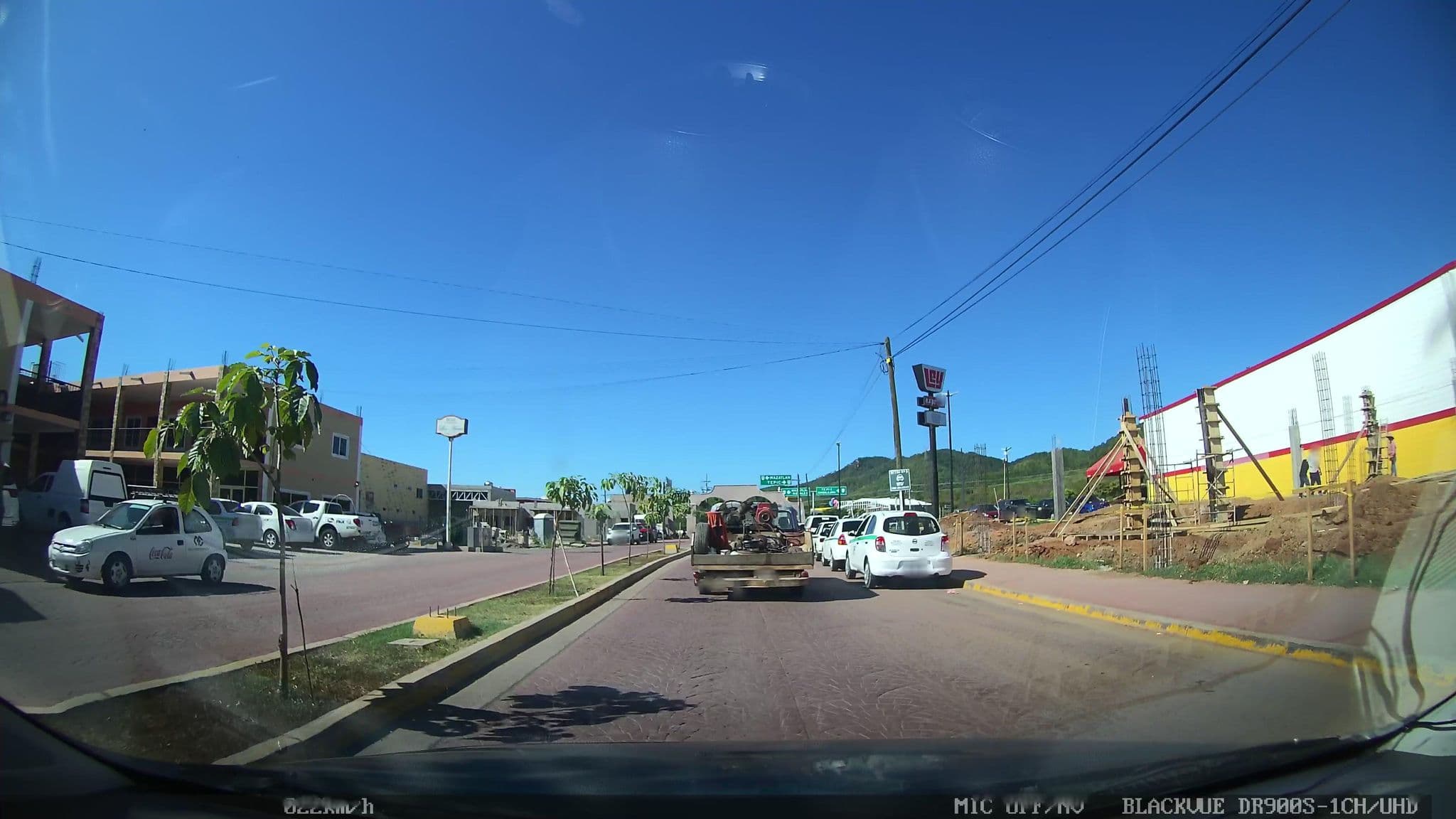 Street view near Los Arcos, El Rosario — © nicovargas (CC BY-SA · Mapillary)