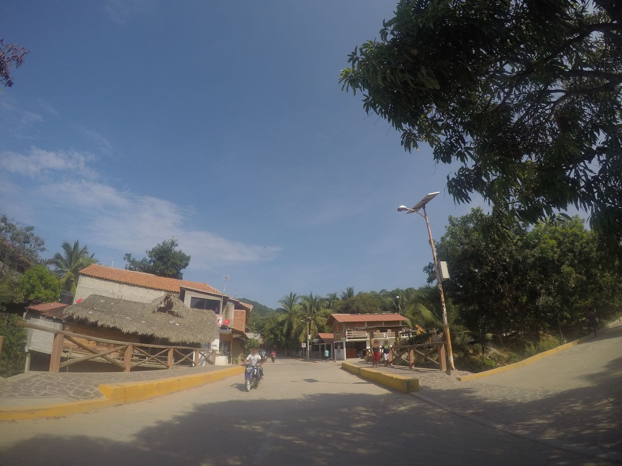 Street view near Pasado don memo, Puerto Ángel