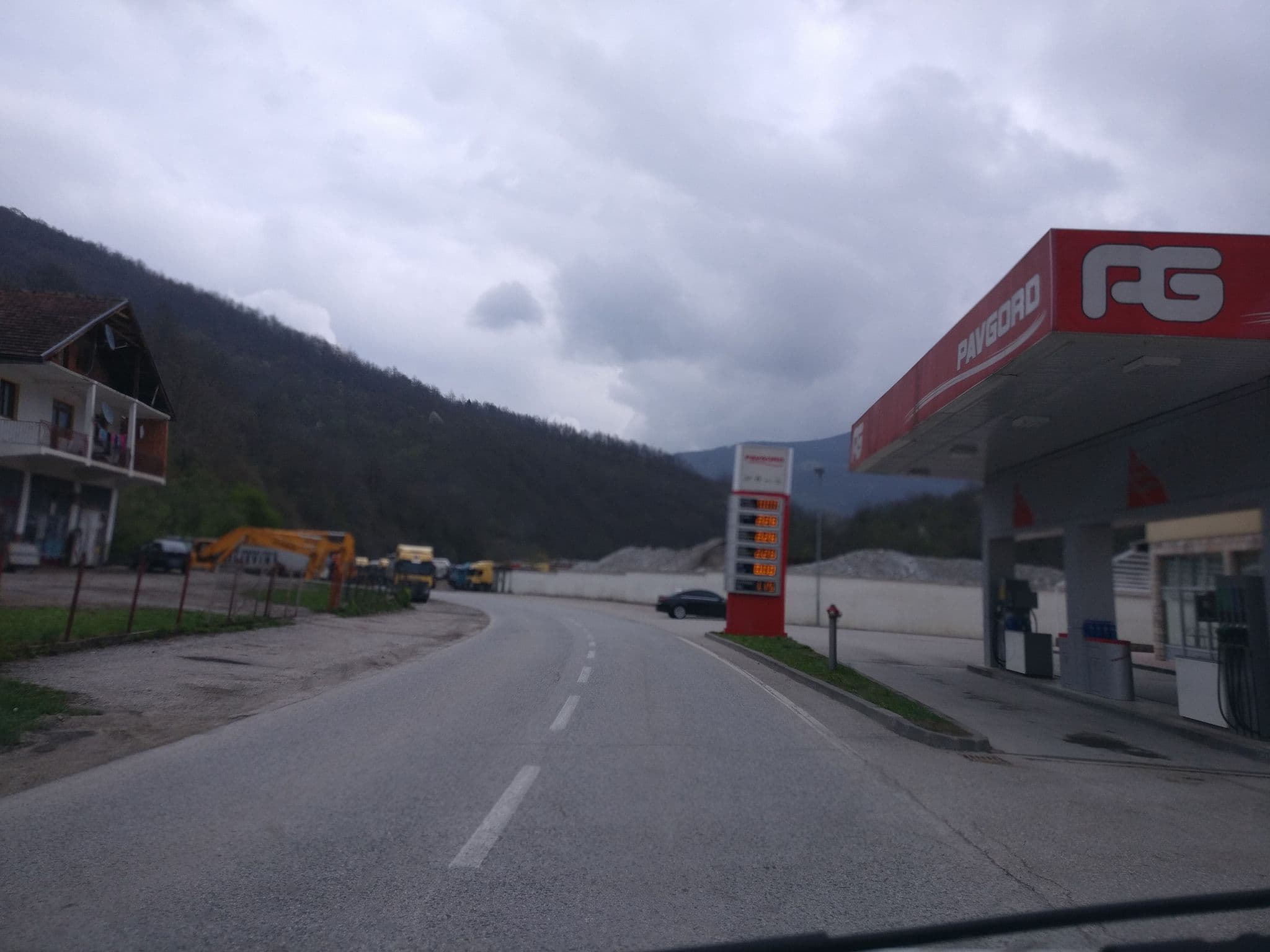 Street view near Pavgord, Foča — © map_hard (CC BY-SA · Mapillary)