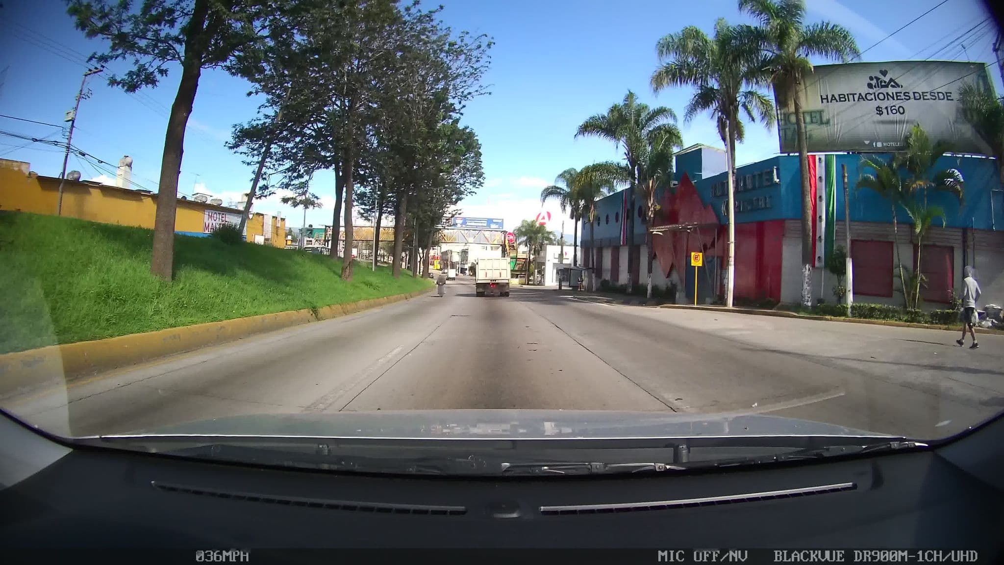 Street view near Autohotel Kristal, Xalapa de Enríquez — © kaart_2 (CC BY-SA · Mapillary)