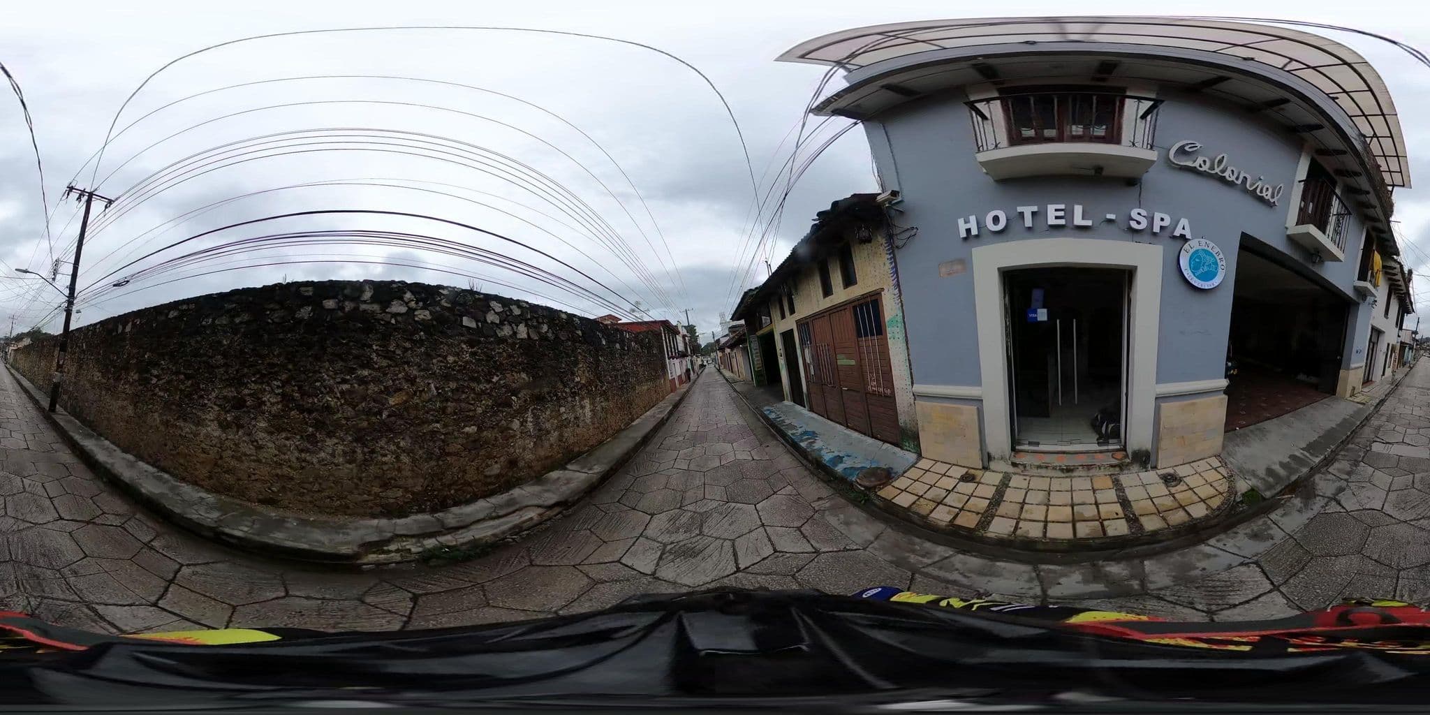 Street view near Axkan arte Hotel, San Cristóbal de las Casas