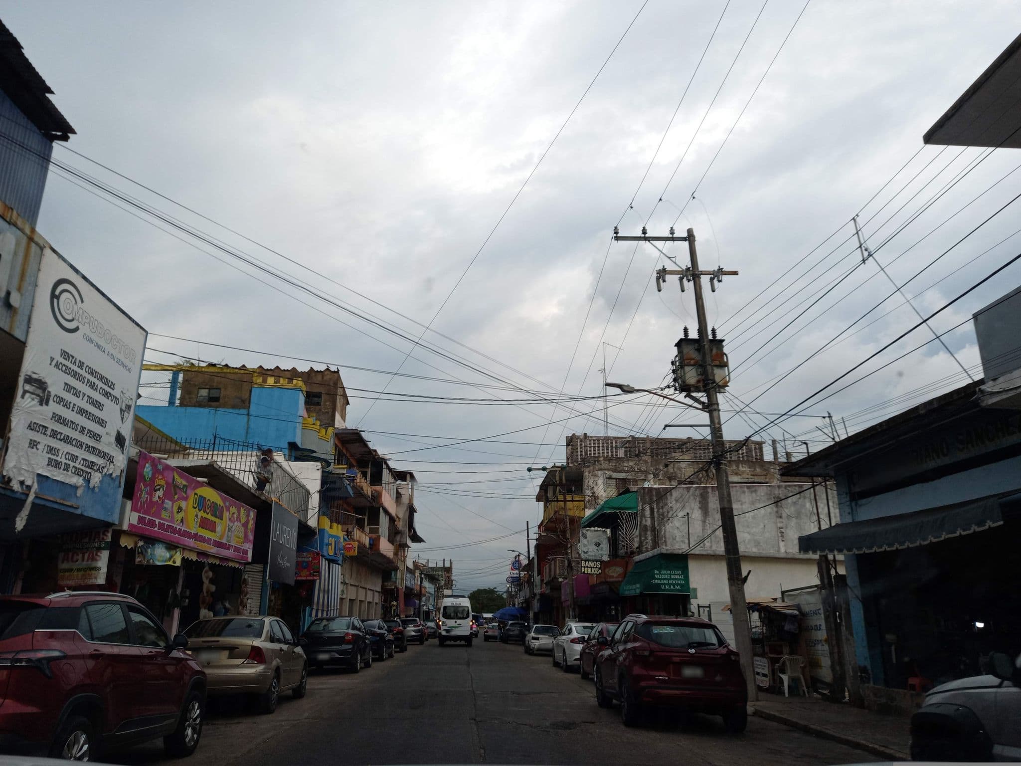 Street view near Hotel Casa del poeta, Minatitlán — © KARLA_ELIZALDE (CC BY-SA · Mapillary)