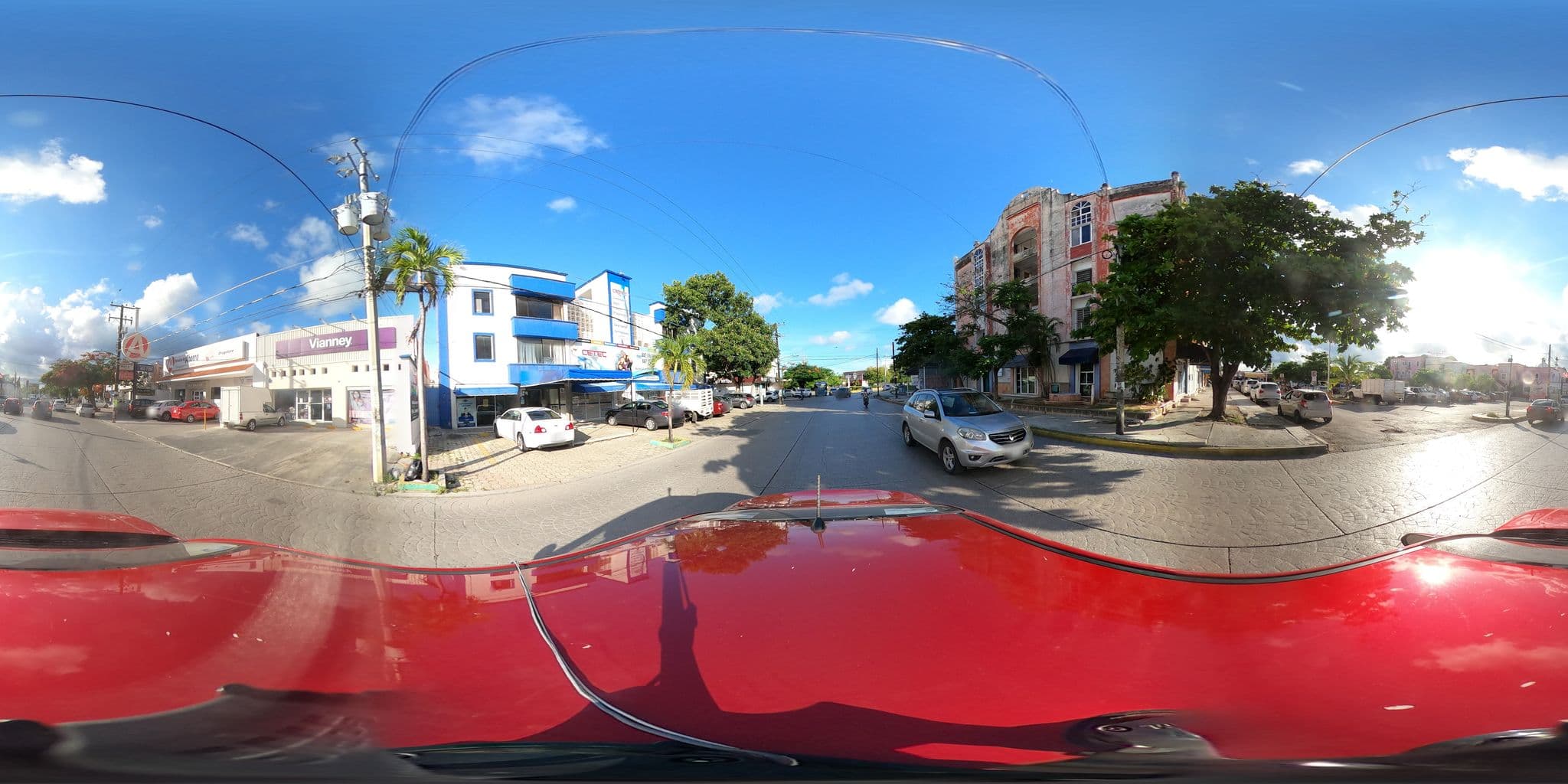 Street view near Nina, Cancún — © innerpace360 (CC BY-SA · Mapillary)