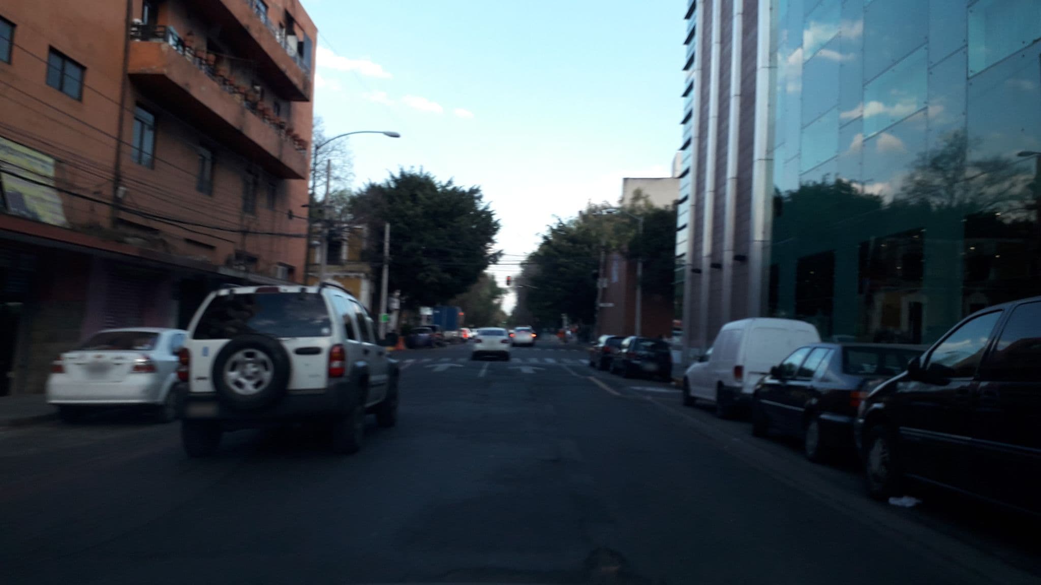 Street view near Holiday Inn Buenavista, Cuauhtémoc — © gchava85 (CC BY-SA · Mapillary)