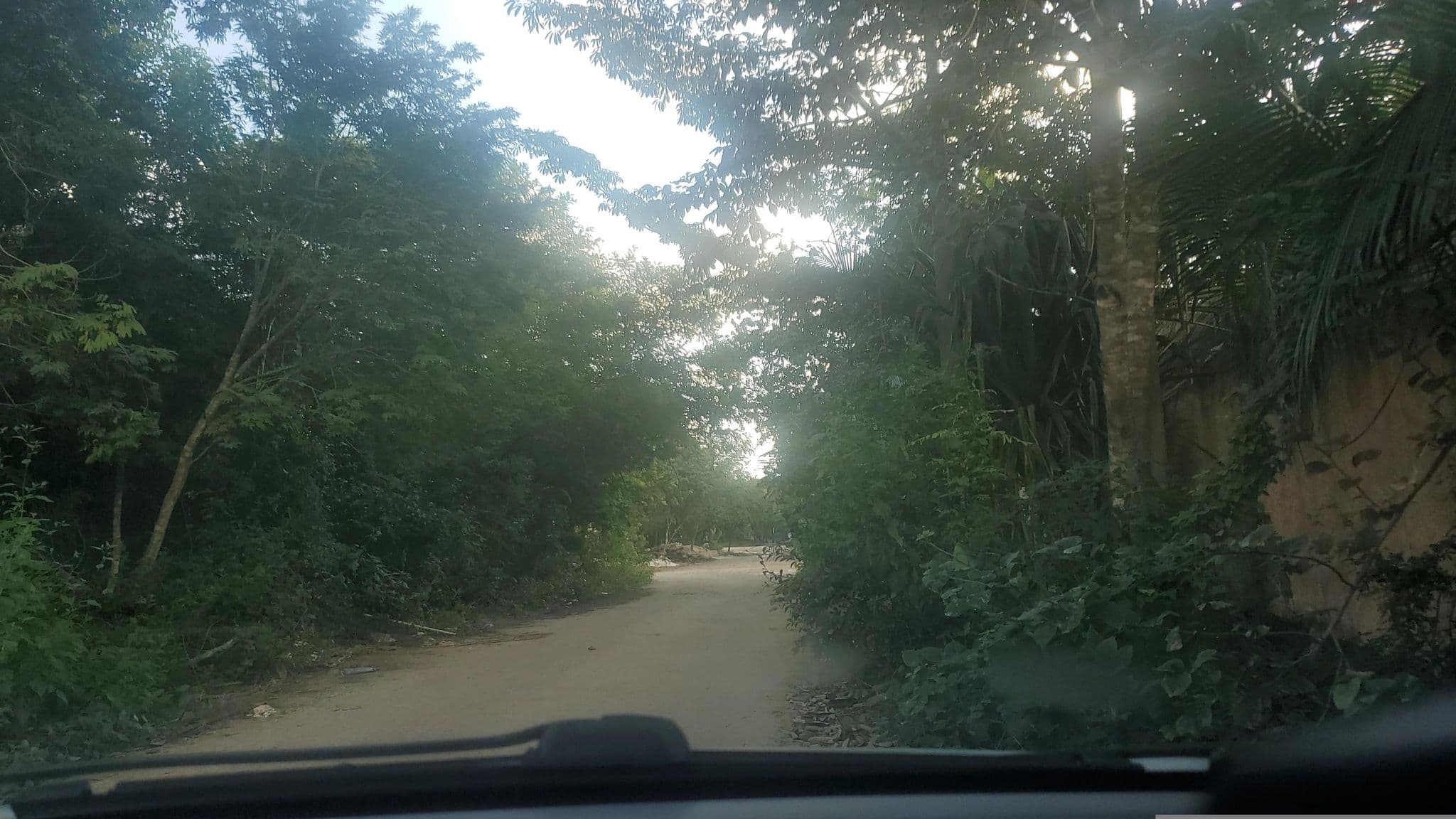 Street view near Joy, Tulum