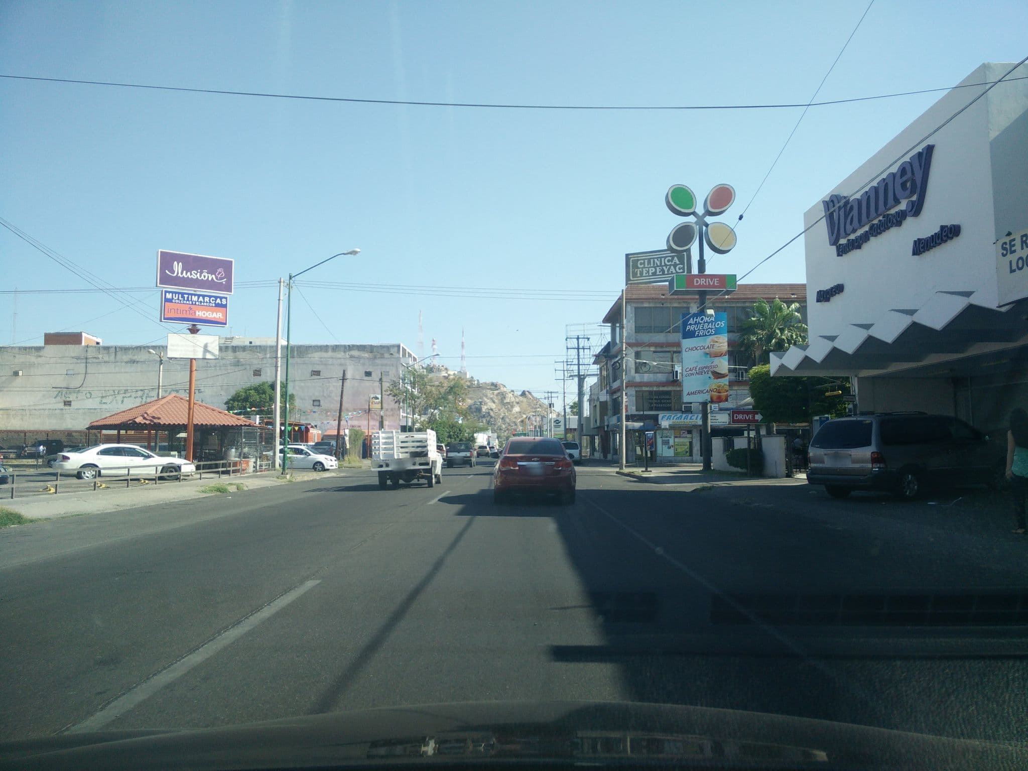 Street view near Hotel La Finca, Hermosillo — © ccossio (CC BY-SA · Mapillary)