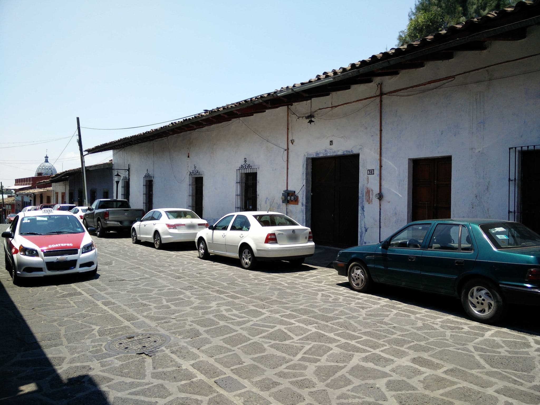 Street view near Méson del Alférez, Coatepec — © ccossio (CC BY-SA · Mapillary)