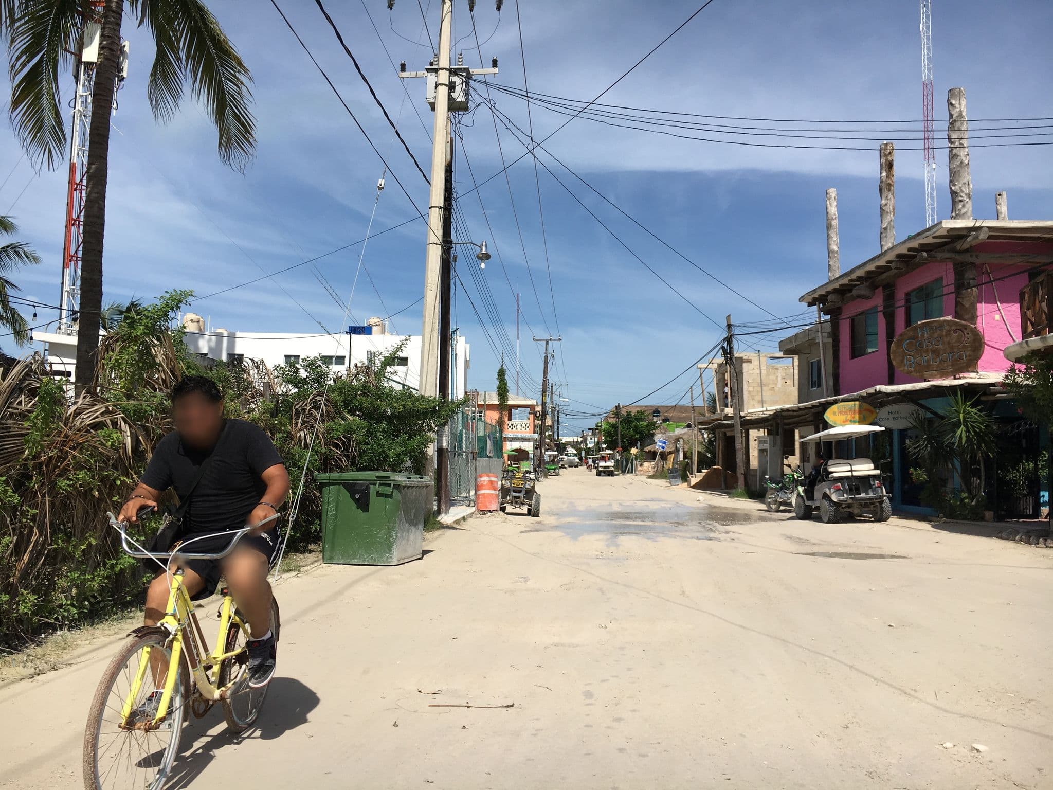 Street view near Coconut, Isla Holbox — © z0rg (CC BY-SA · Mapillary)