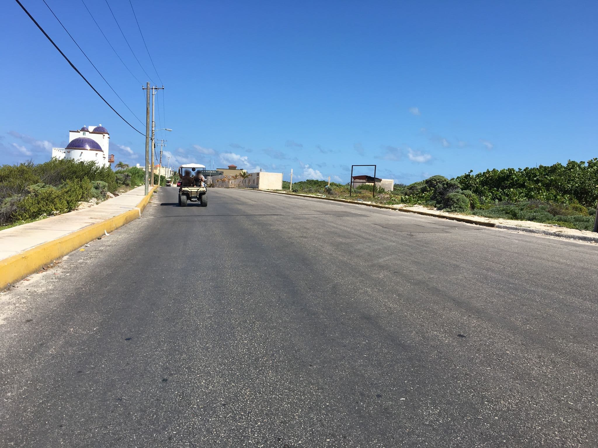 Street view near Casa Nida Del Gallo, Isla Mujeres — © ccossio (CC BY-SA · Mapillary)