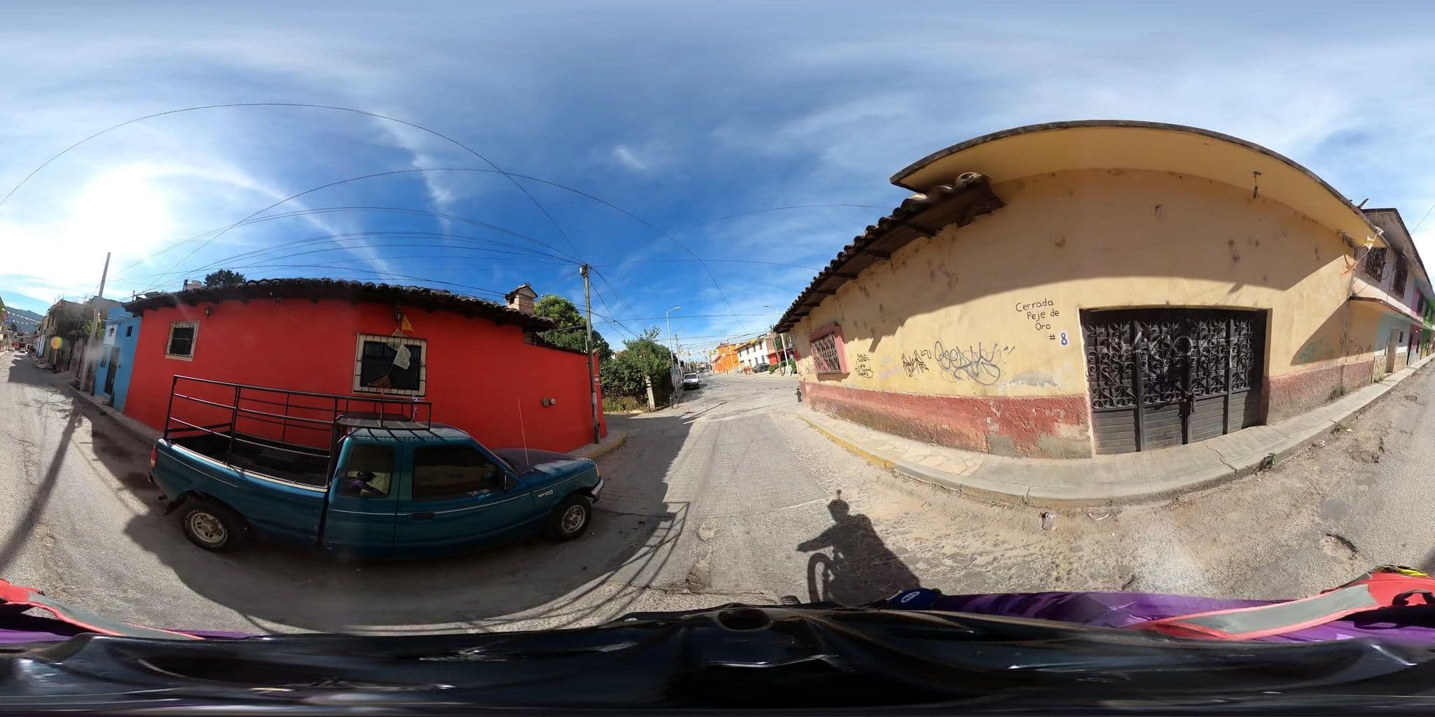 Street view near The Urban Garden, San Cristóbal de las Casas