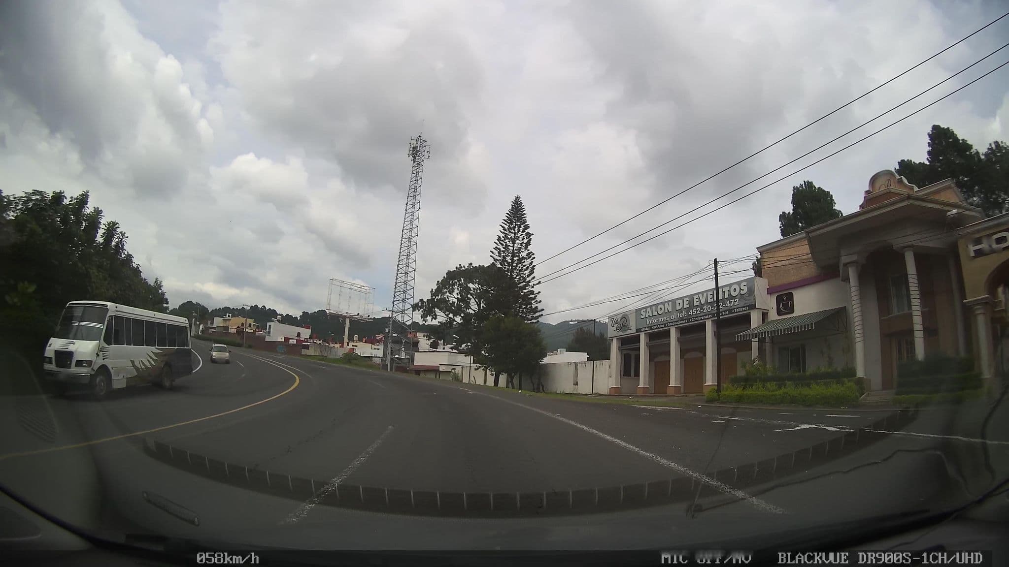 Street view near Villa los Pinos, Uruapan — © nicovargas (CC BY-SA · Mapillary)
