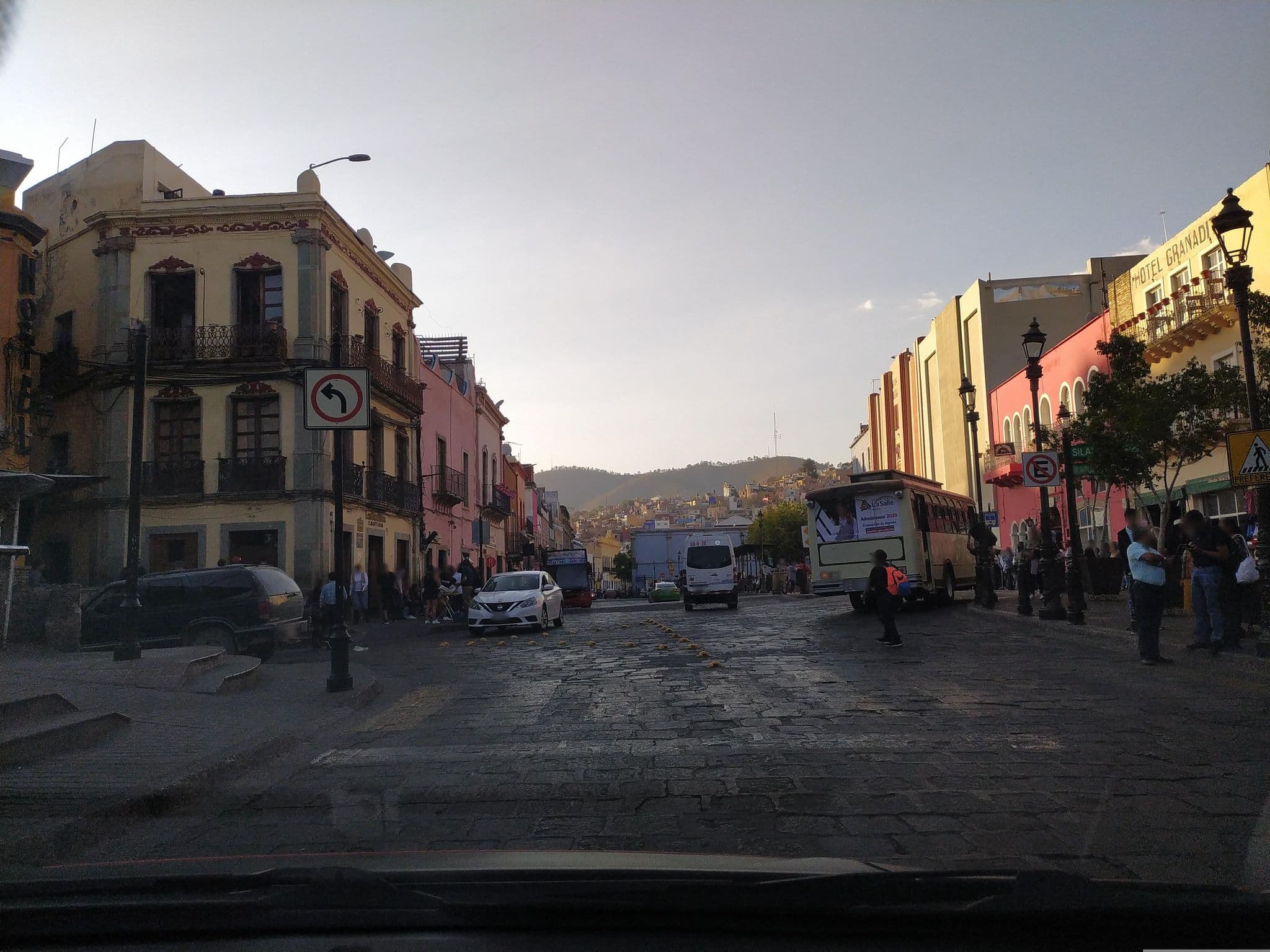 Street view near Hotel Central, Guanajuato — © xe1gyp (CC BY-SA · Mapillary)