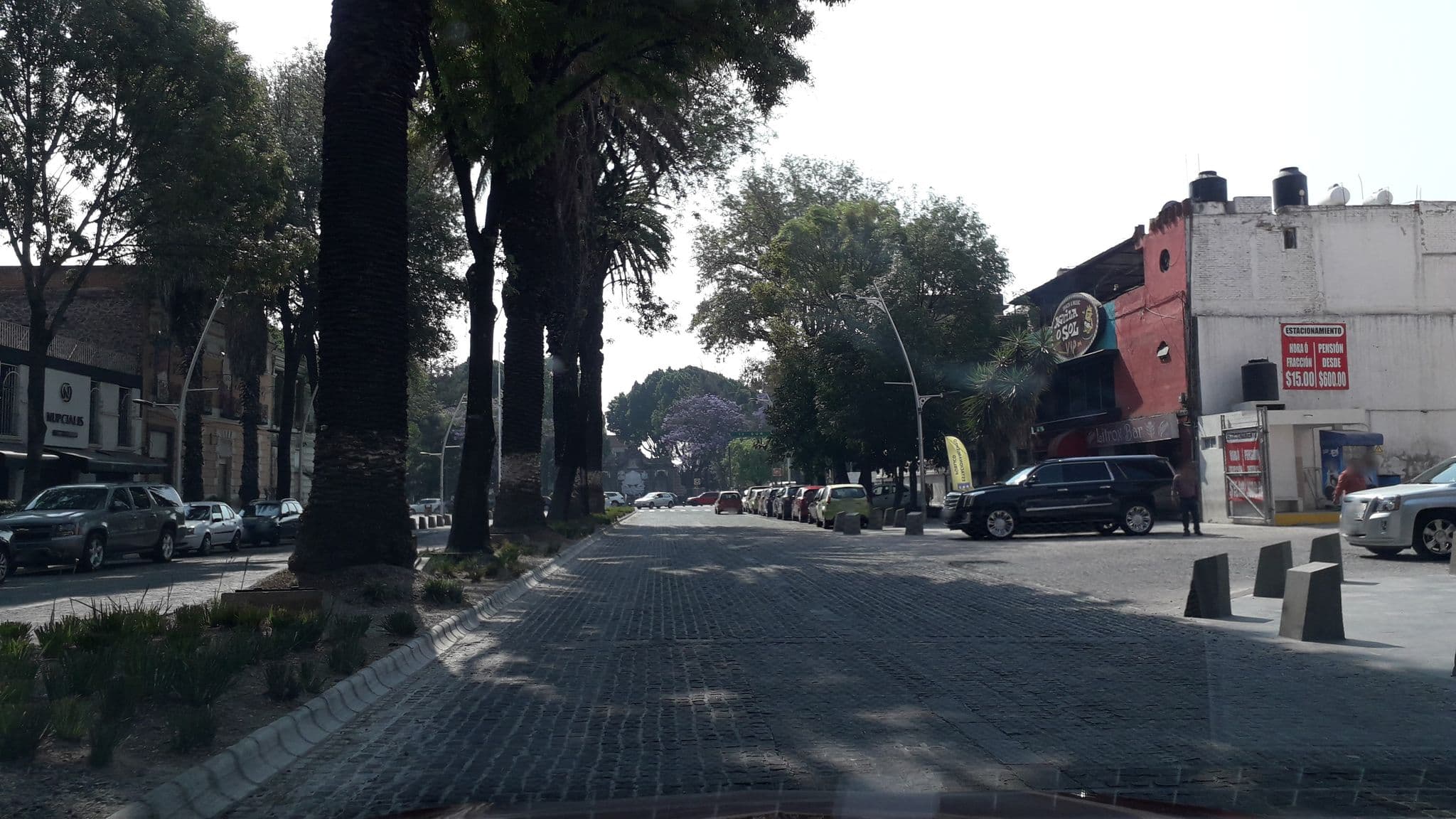 Street view near Loa Inn Hotel, Puebla — © gchava85 (CC BY-SA · Mapillary)