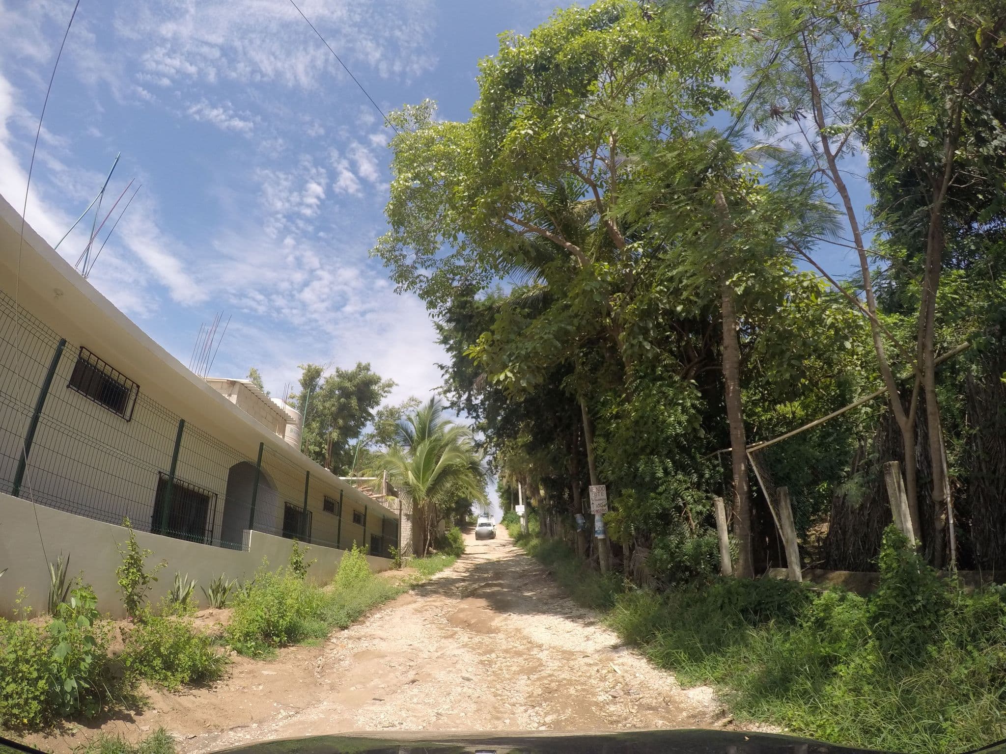 Street view near Gallo de Mar, Brisas de Zicatela — © t0mmy (CC BY-SA · Mapillary)