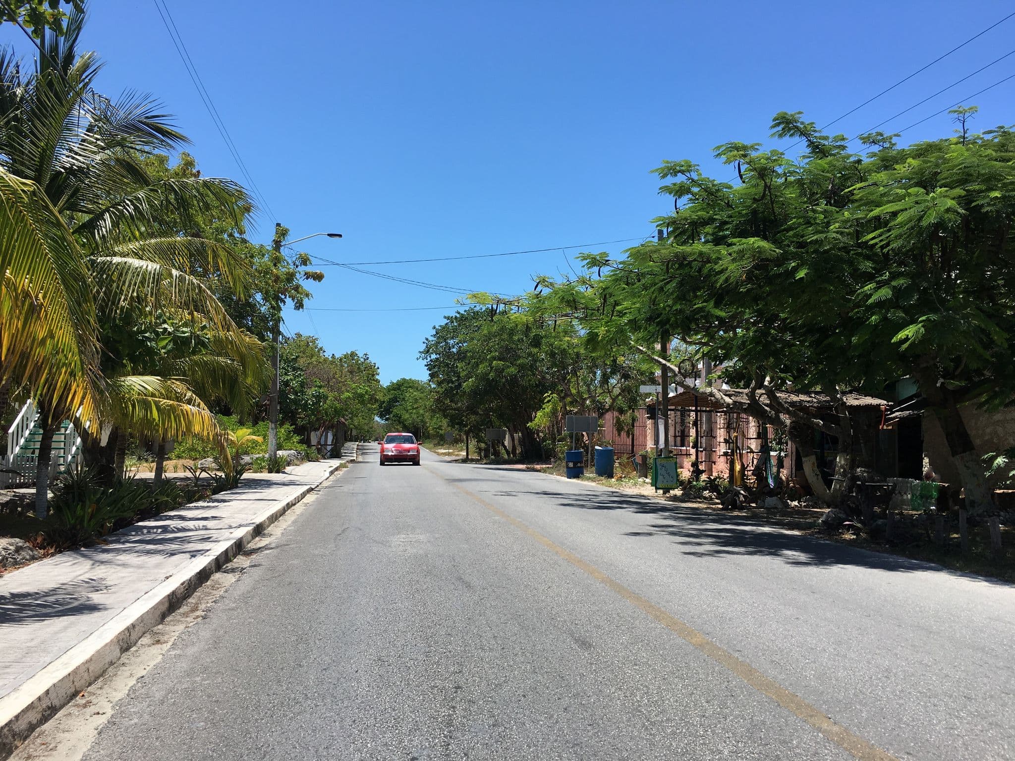 Street view near Mayan Monkey Isla Mujeres, Isla Mujeres — © ccossio (CC BY-SA · Mapillary)