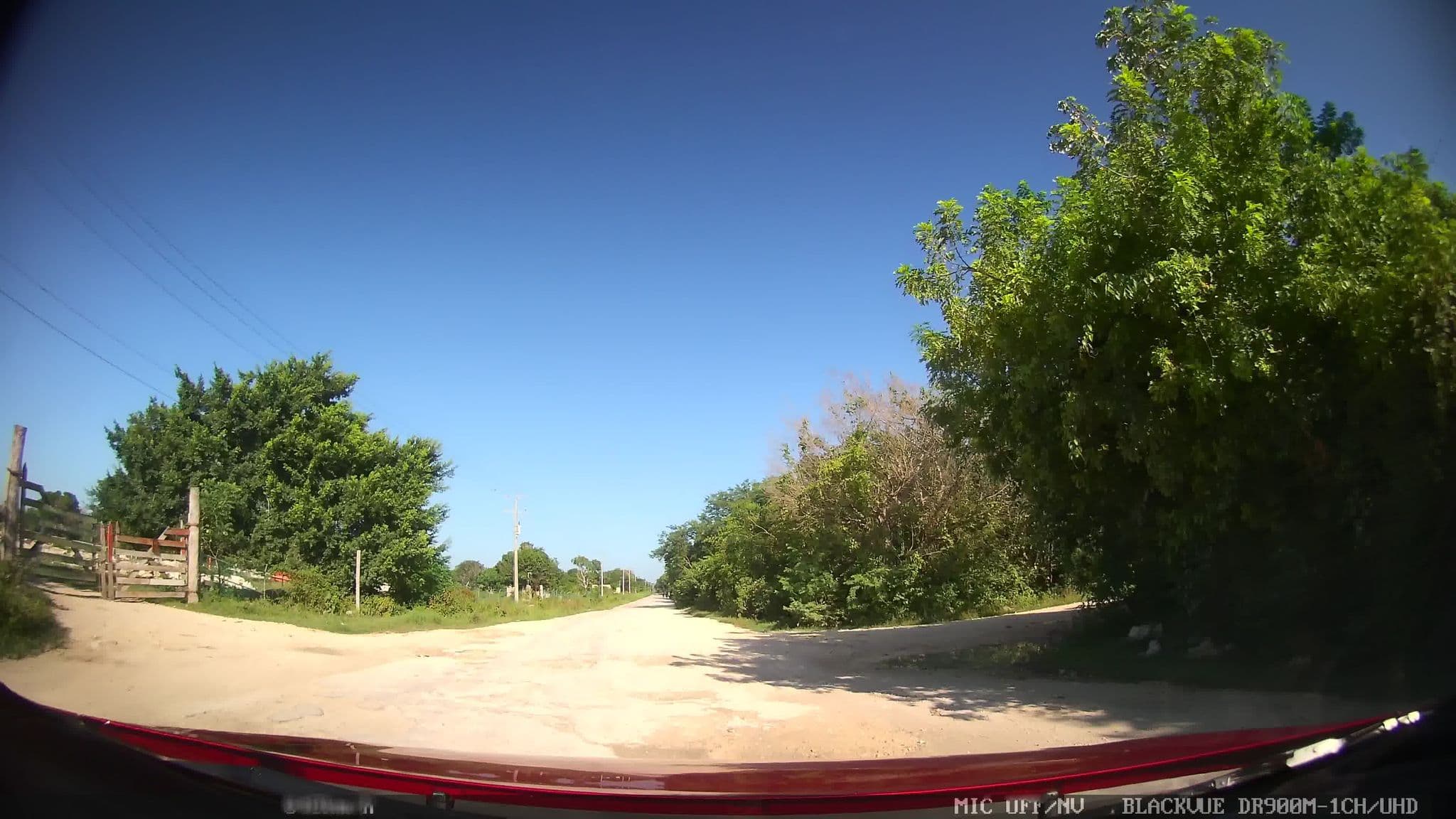 Street view near campo de adiestramiento de infantería de marina, Zona Urbana Ejido Isla Mujeres — © kaart_2 (CC BY-SA · Mapillary)