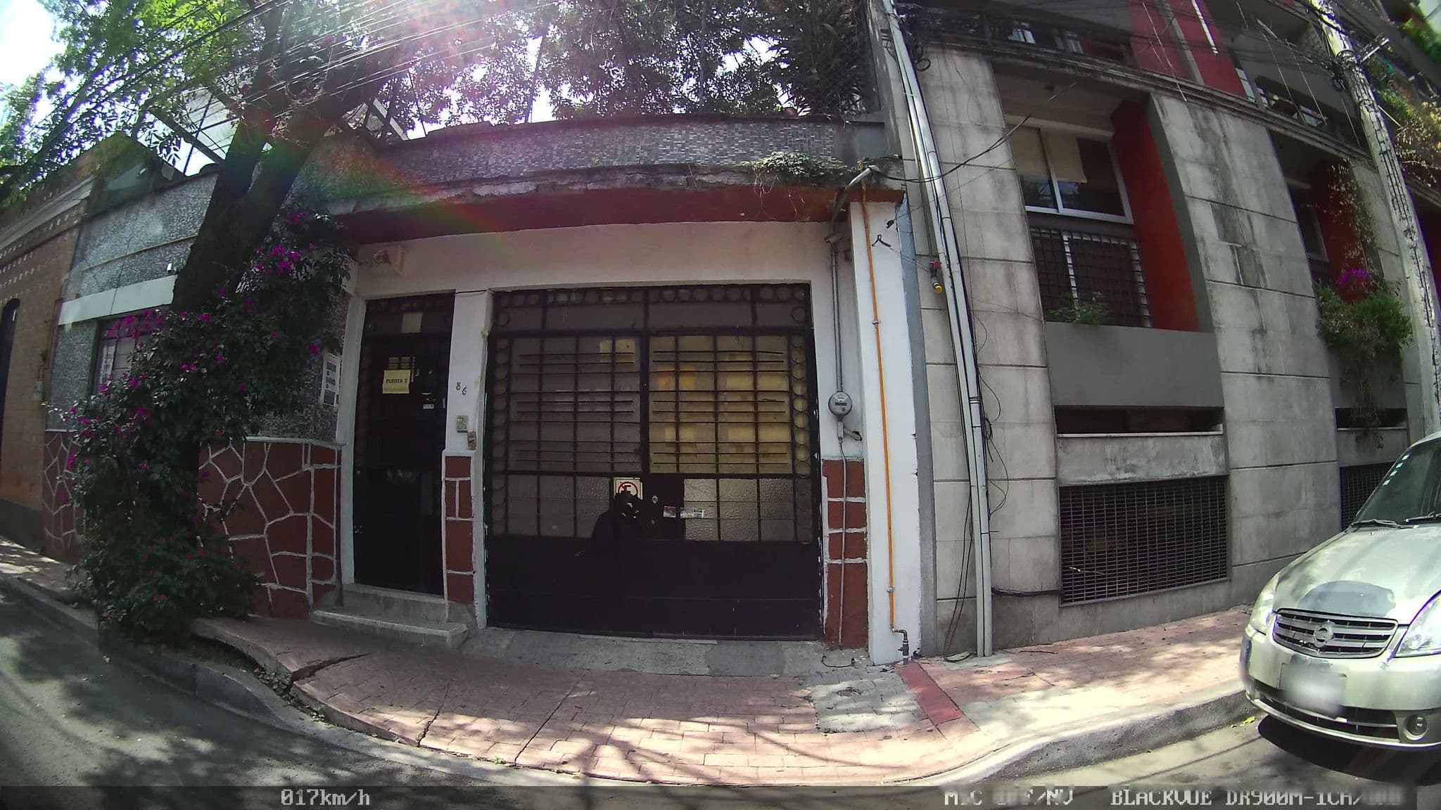 Street view near Programa Casa Refugiados, Colonia del Valle — © kaart_4 (CC BY-SA · Mapillary)