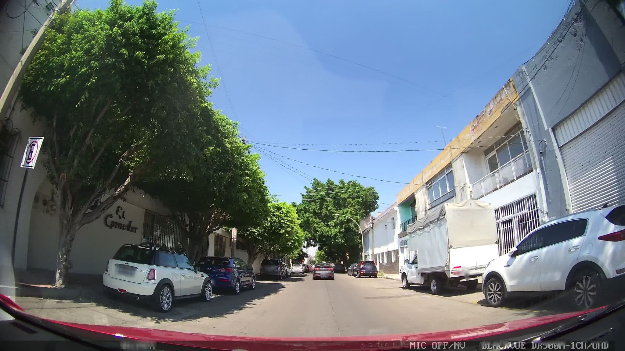 Street view near Hotel Isabel, Guadalajara — © kaart_1 (CC BY-SA · Mapillary)