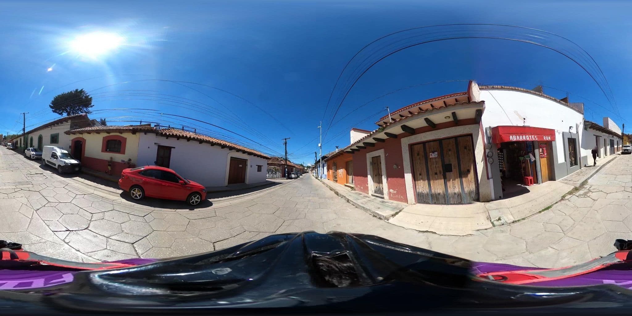 Street view near Rossco Backpacker Hostel, San Cristóbal de las Casas