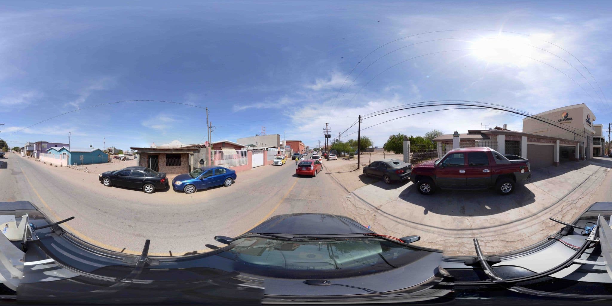 Street view near Mary's Inn, Los Algodones — © carl0sgm (CC BY-SA · Mapillary)