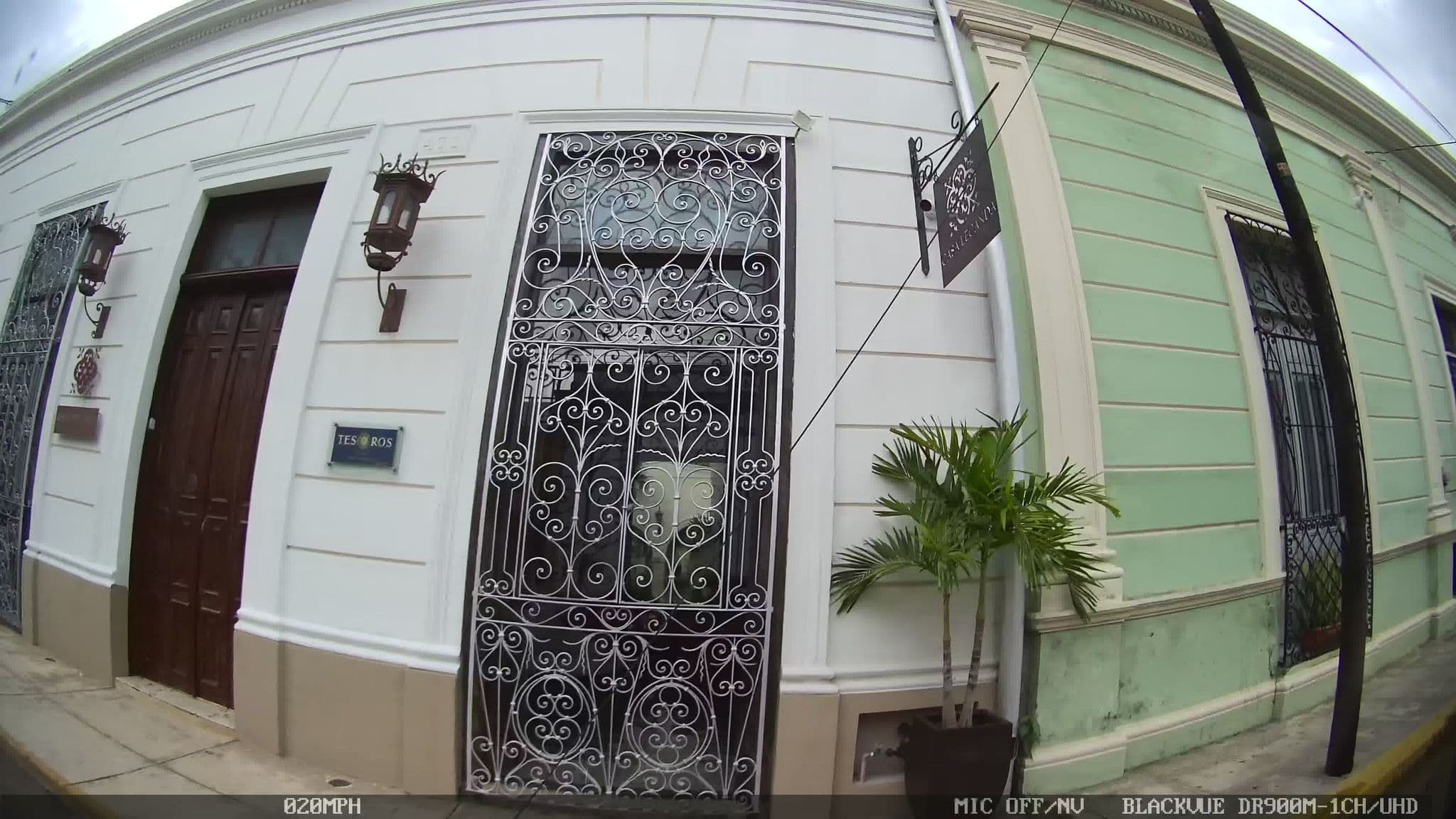 Street view near Casa Lecanda Boutique Hotel, Mérida — © kaart_2 (CC BY-SA · Mapillary)
