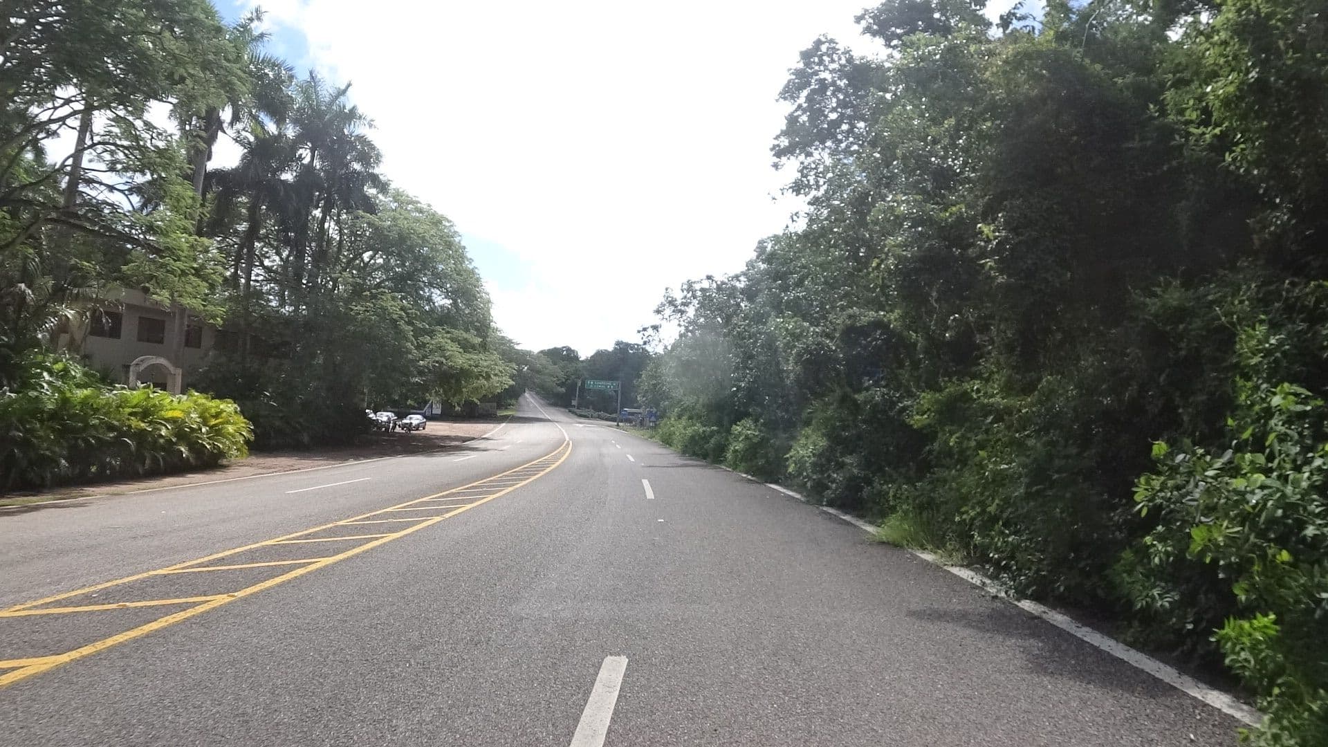 Street view near La Casa del Mago, Santa Elena — © z0rg (CC BY-SA · Mapillary)