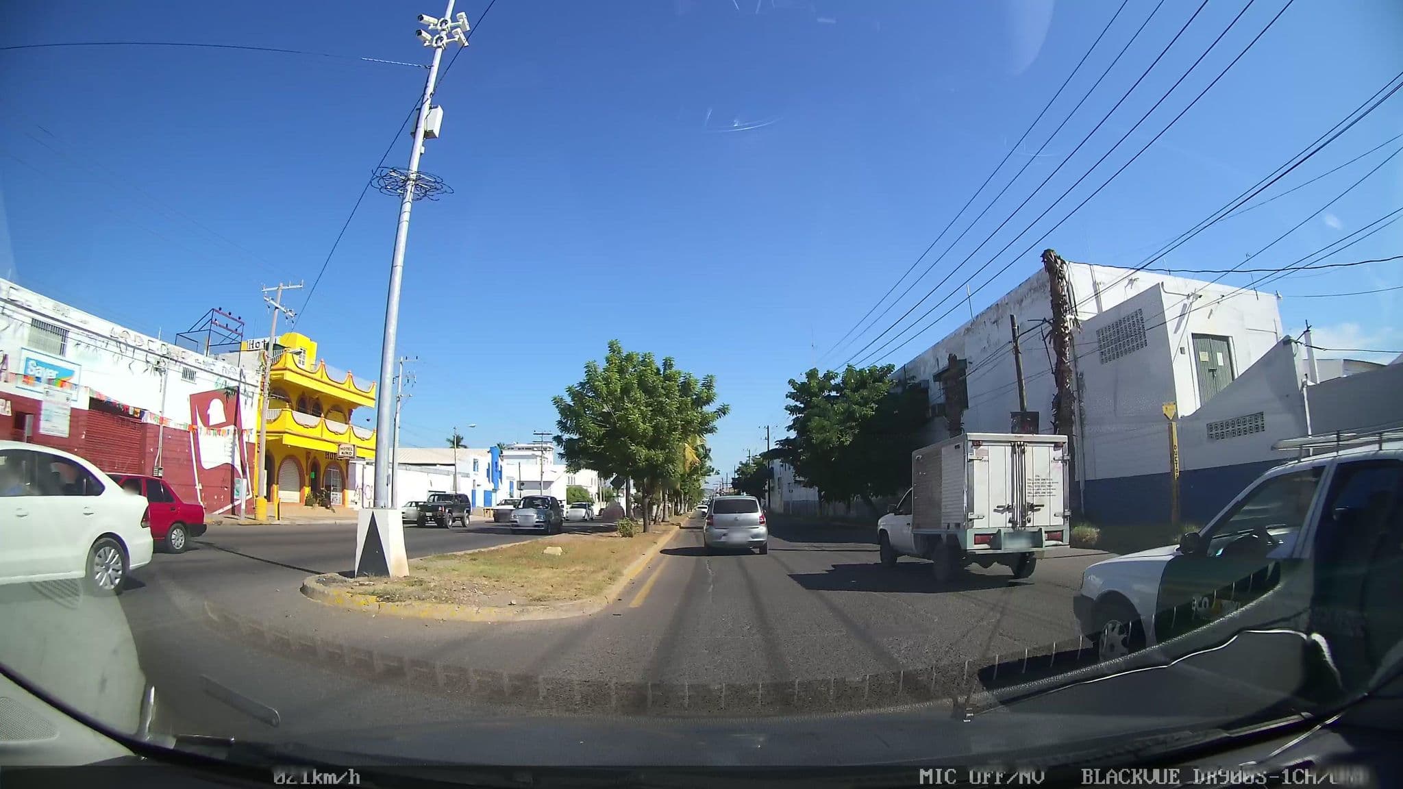 Street view near Hotel Kiko, Mazatlán — © nicovargas (CC BY-SA · Mapillary)