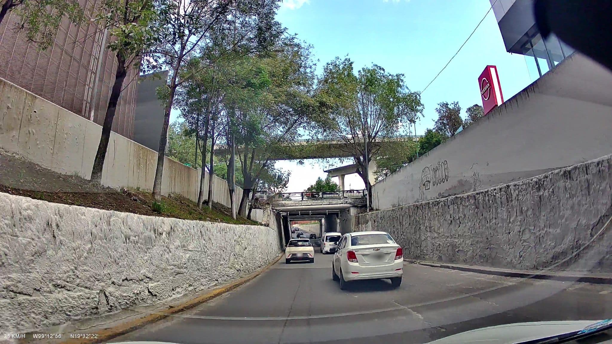 Street view near Fiesta Americana Satélite, Tlalnepantla — © vsalgado (CC BY-SA · Mapillary)