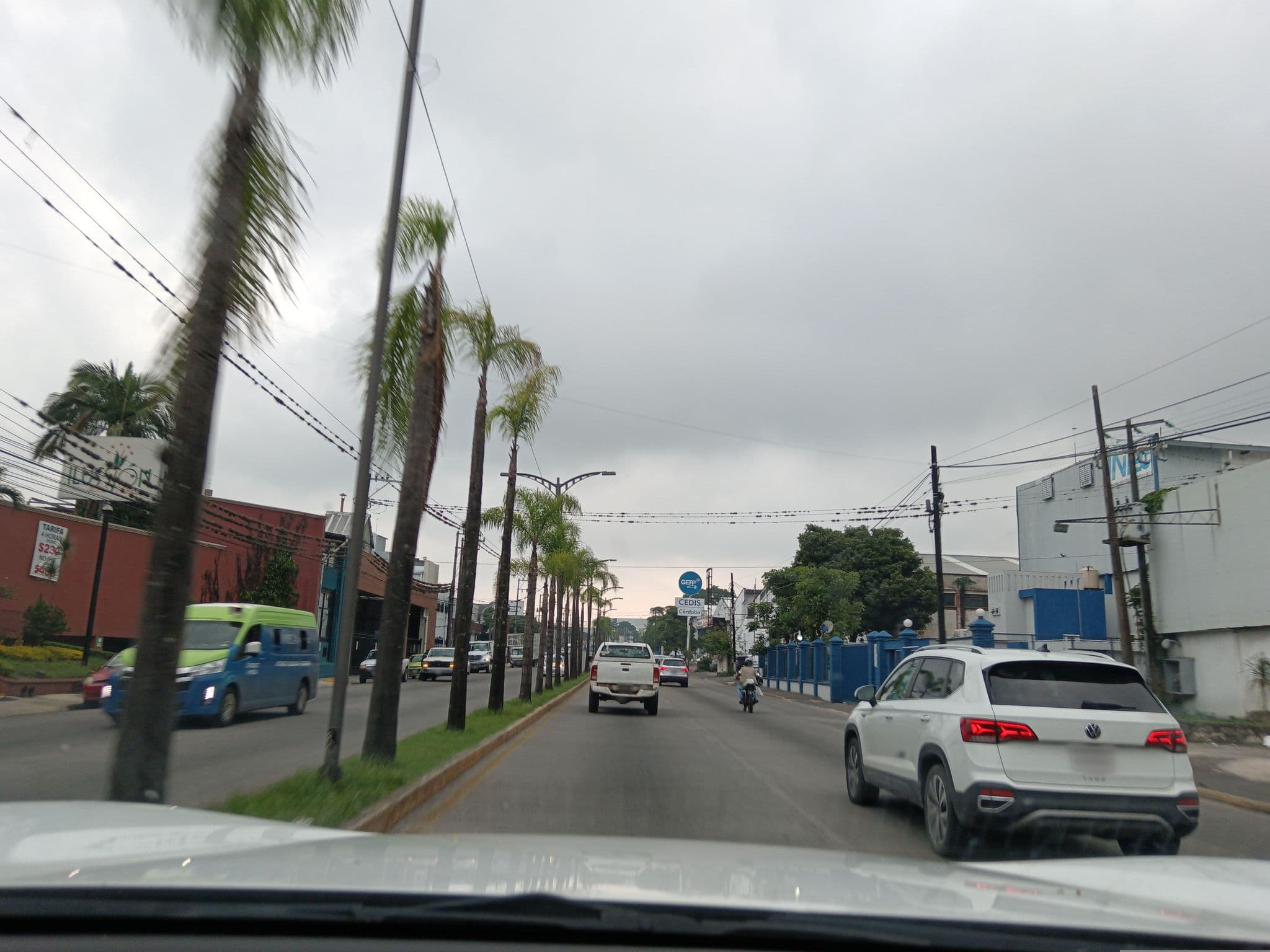 Street view near Autohotel Ilussion, Córdoba — © KARLA_ELIZALDE (CC BY-SA · Mapillary)
