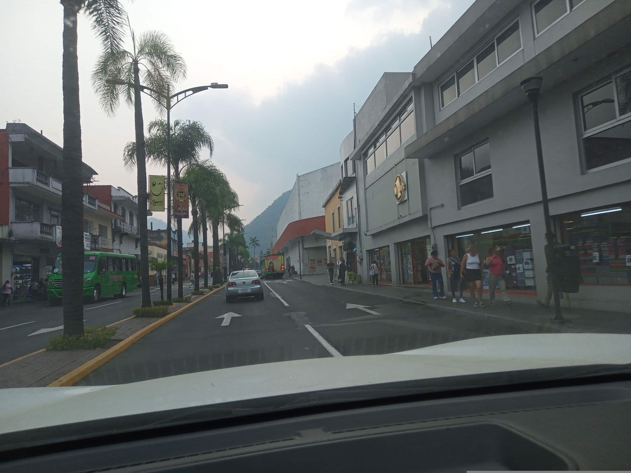 Street view near Gamma Orizaba Grand Hotel de France, Orizaba — © edisunza (CC BY-SA · Mapillary)