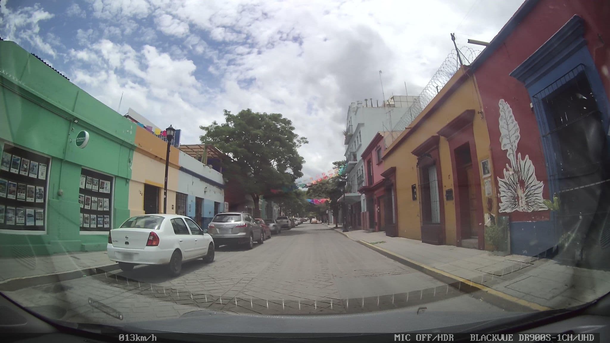 Street view near Hostal Cielo Rojo, Oaxaca