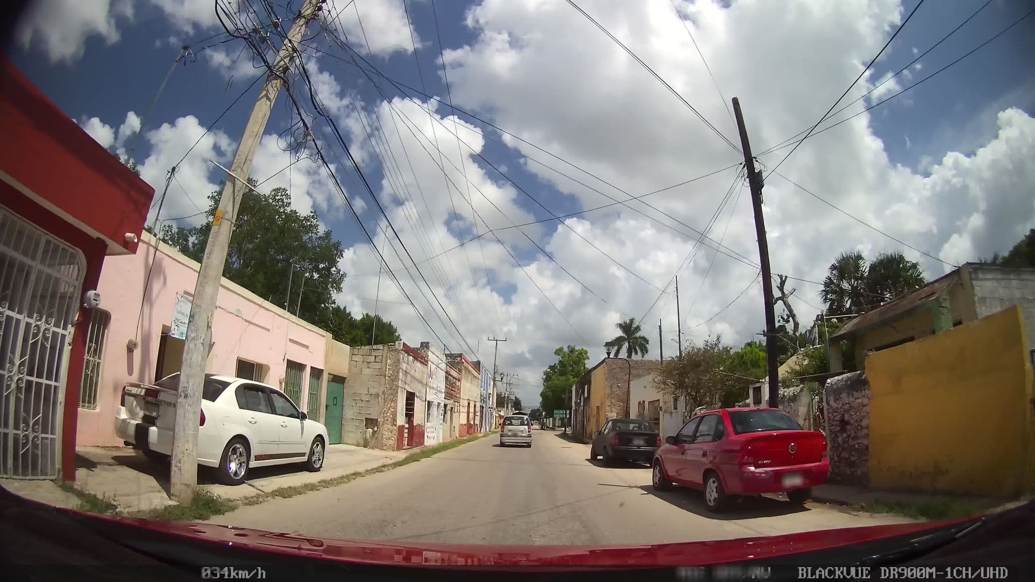 Street view near Hotel Refugio 41, Valladolid