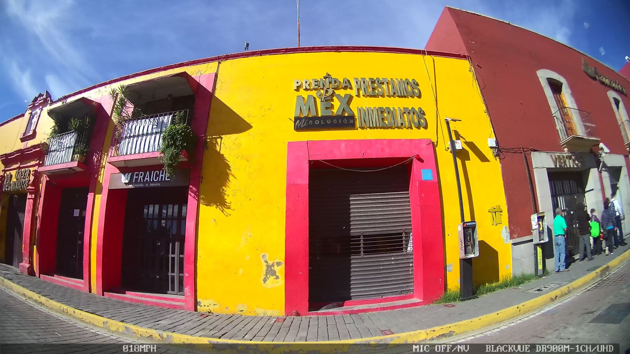 Street view near Hostal del Zocalo, Cholula — © kaart_2 (CC BY-SA · Mapillary)