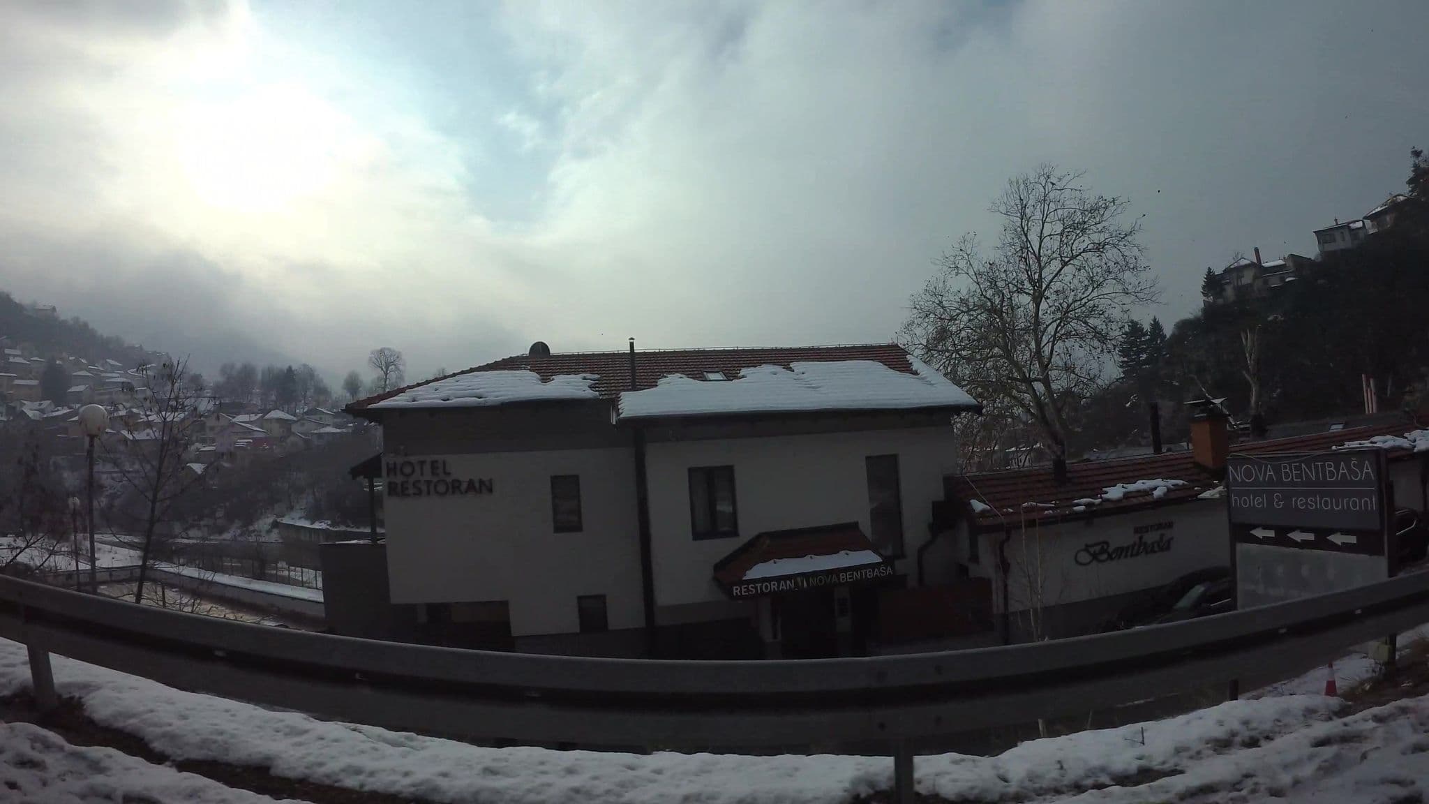 Street view near Nova Bentbasa, Kobilja Glava