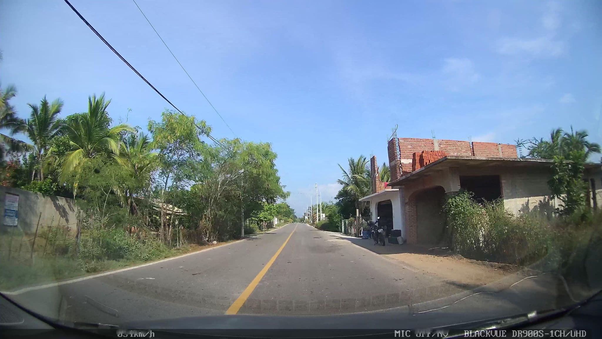 Street view near Flakos Hostal, Los Almendros — © nicovargas (CC BY-SA · Mapillary)