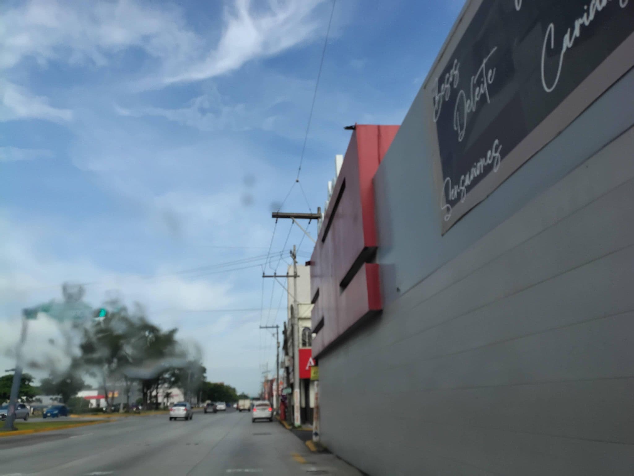 Street view near Playa Linda, Río Medio [Granja] — © cu_CARTOGRAFIA (CC BY-SA · Mapillary)