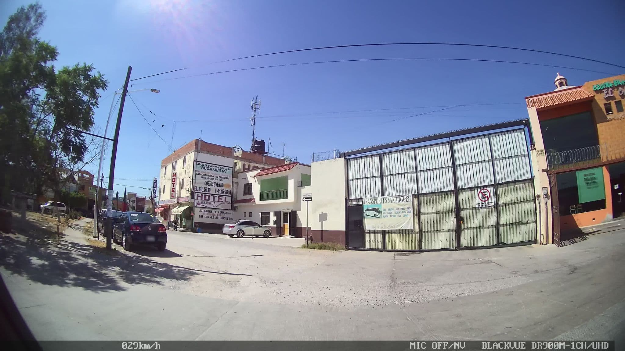 Street view near Hotel OYO Bugambilias, San Luis Potosí — © kaart_2 (CC BY-SA · Mapillary)