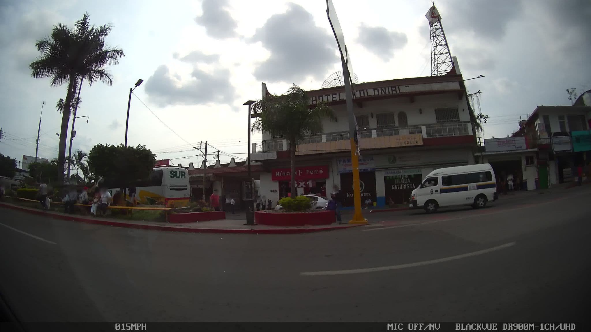 Street view near Hotel Colonial, Cuautla — © kaart_4 (CC BY-SA · Mapillary)