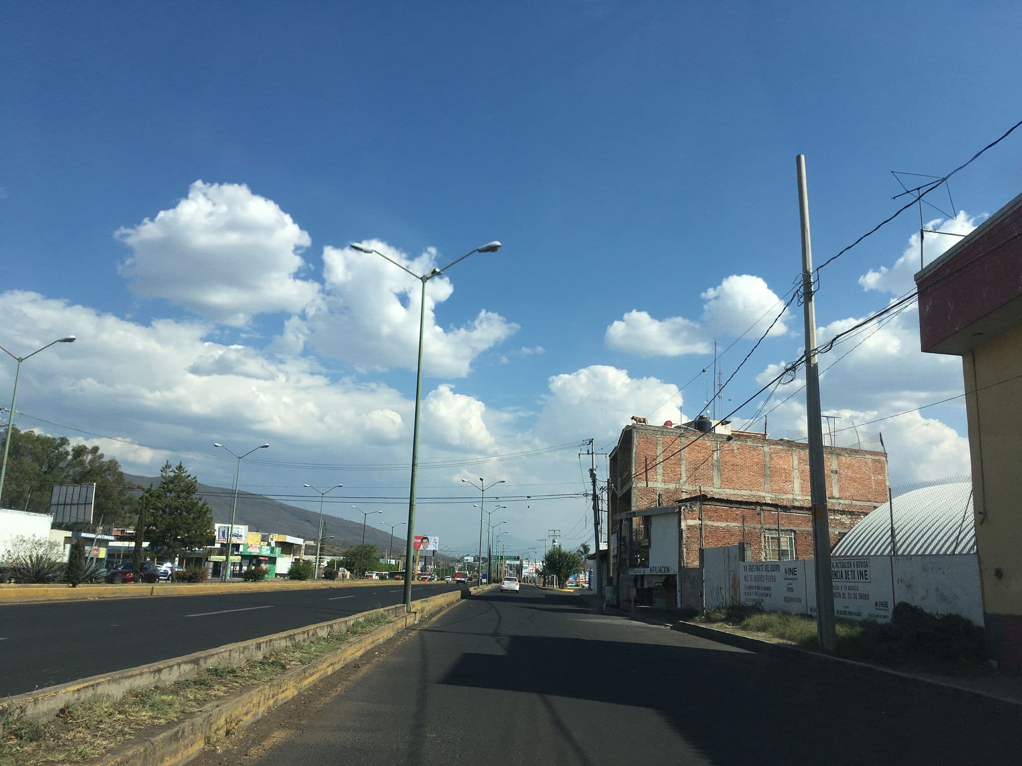 Street view near Hotel y Restaurante Los Pinos, Zamora de Hidalgo — © nicovargas (CC BY-SA · Mapillary)