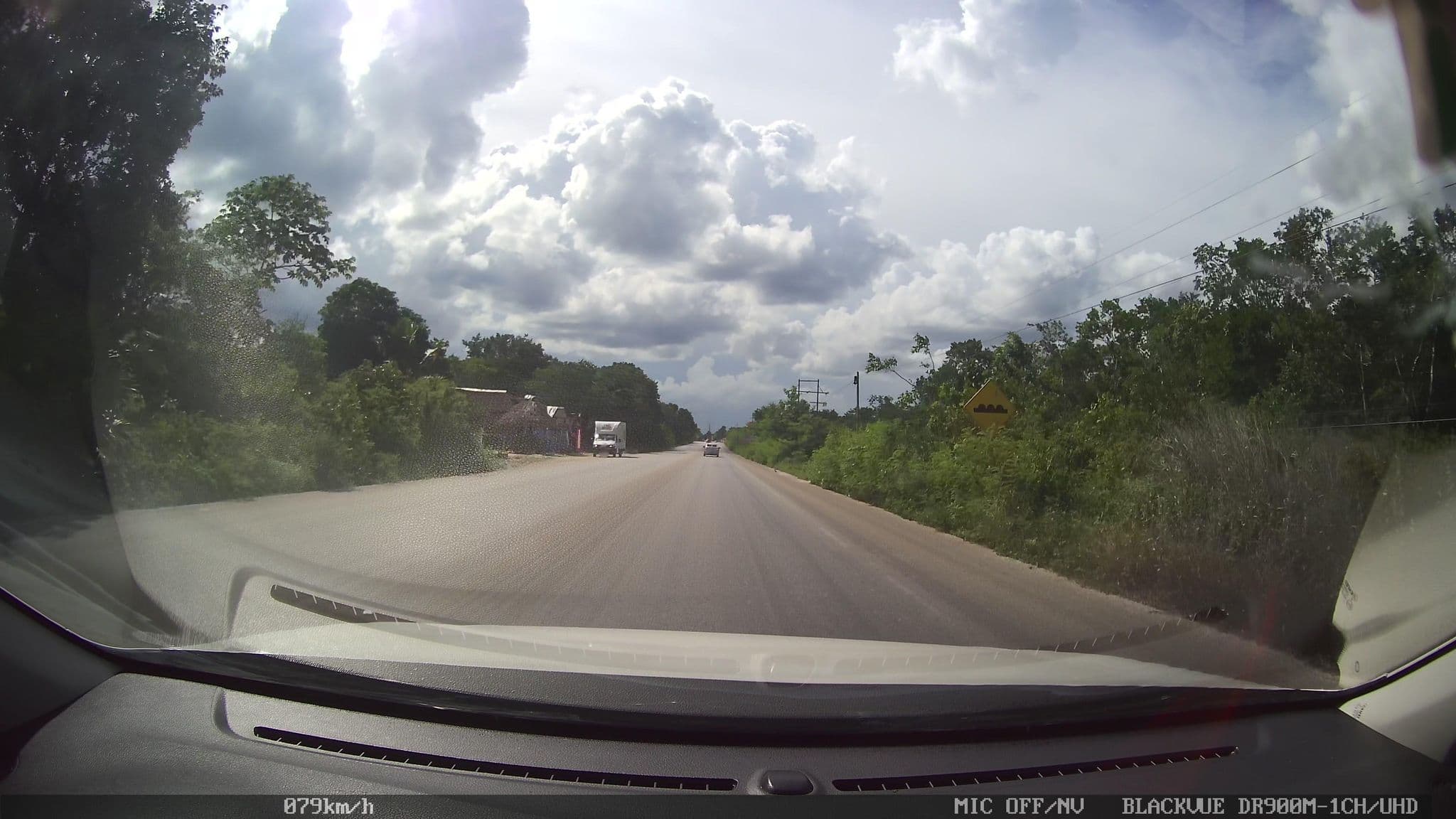 Street view near Yaanchaca, Coba — © asturksever (CC BY-SA · Mapillary)