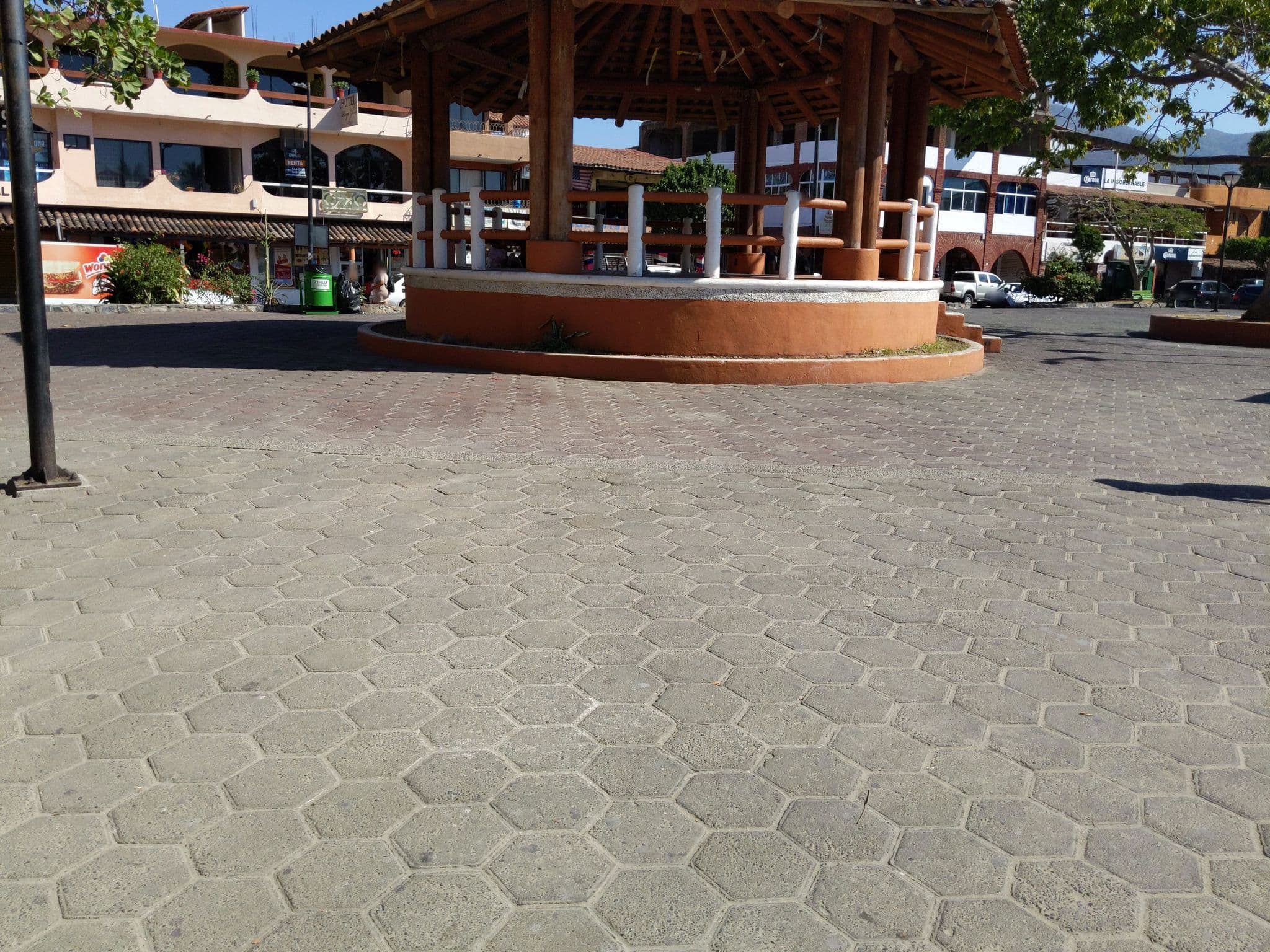 Street view near Hotel Plaza Zihua, Ixtapa-Zihuatanejo — © m1ch (CC BY-SA · Mapillary)