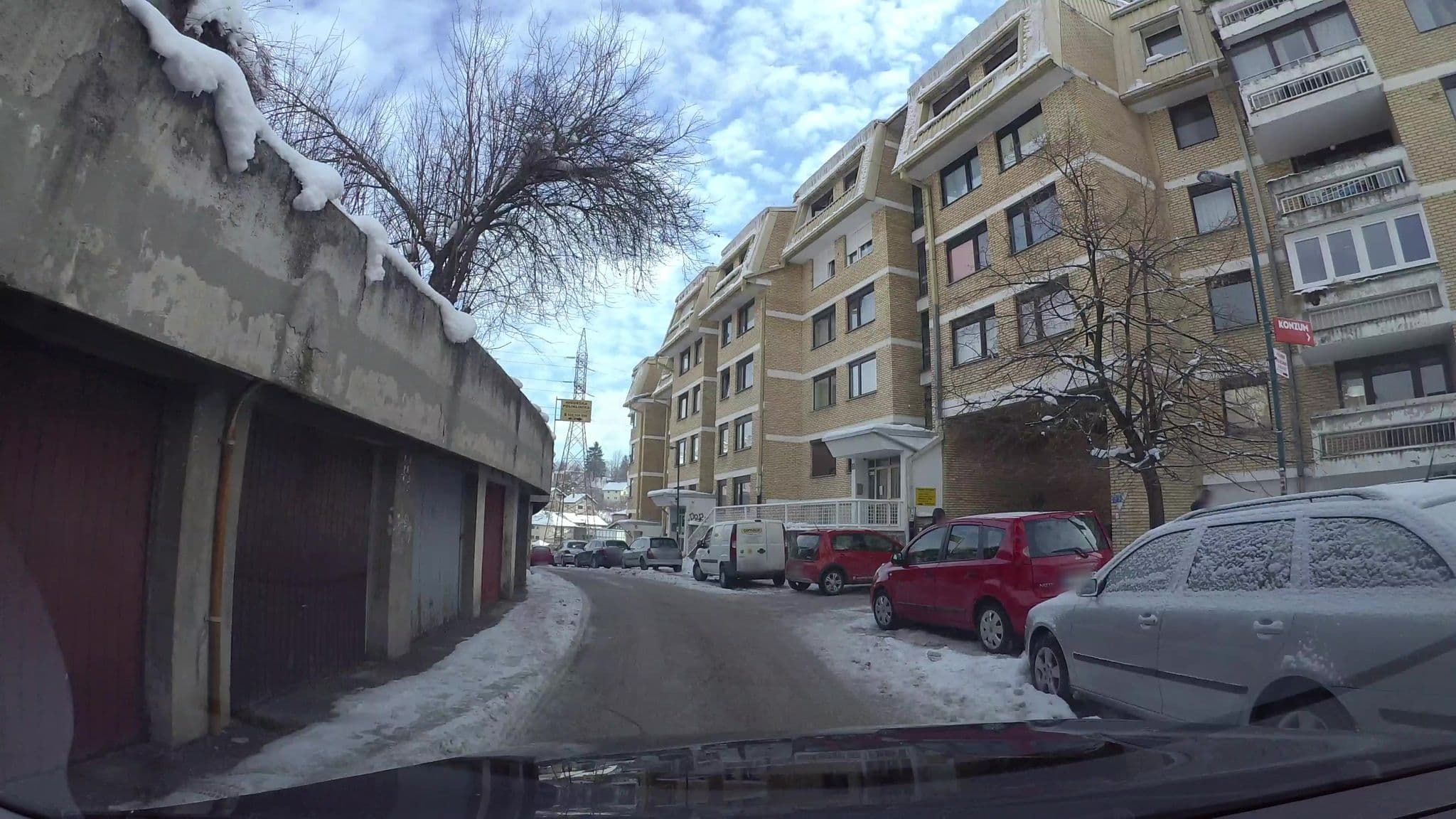 Street view near Dani, Kobilja Glava