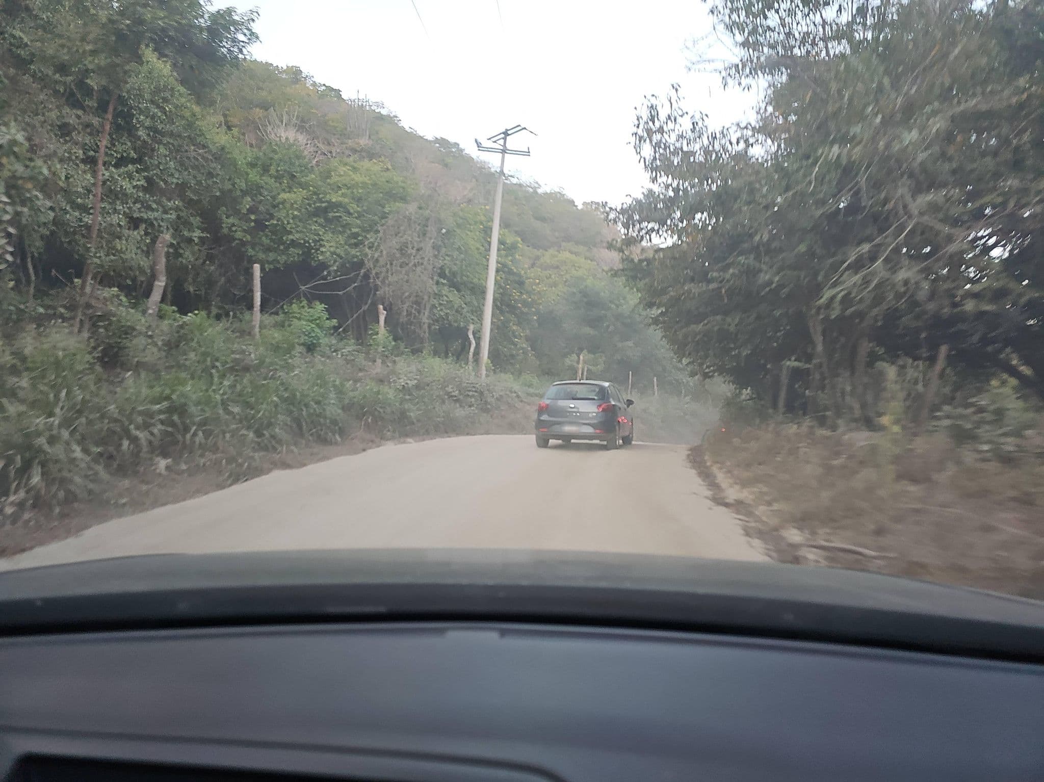 Street view near Camping Mochilero El Arenal, Sector H Tres — © ezaratemx (CC BY-SA · Mapillary)