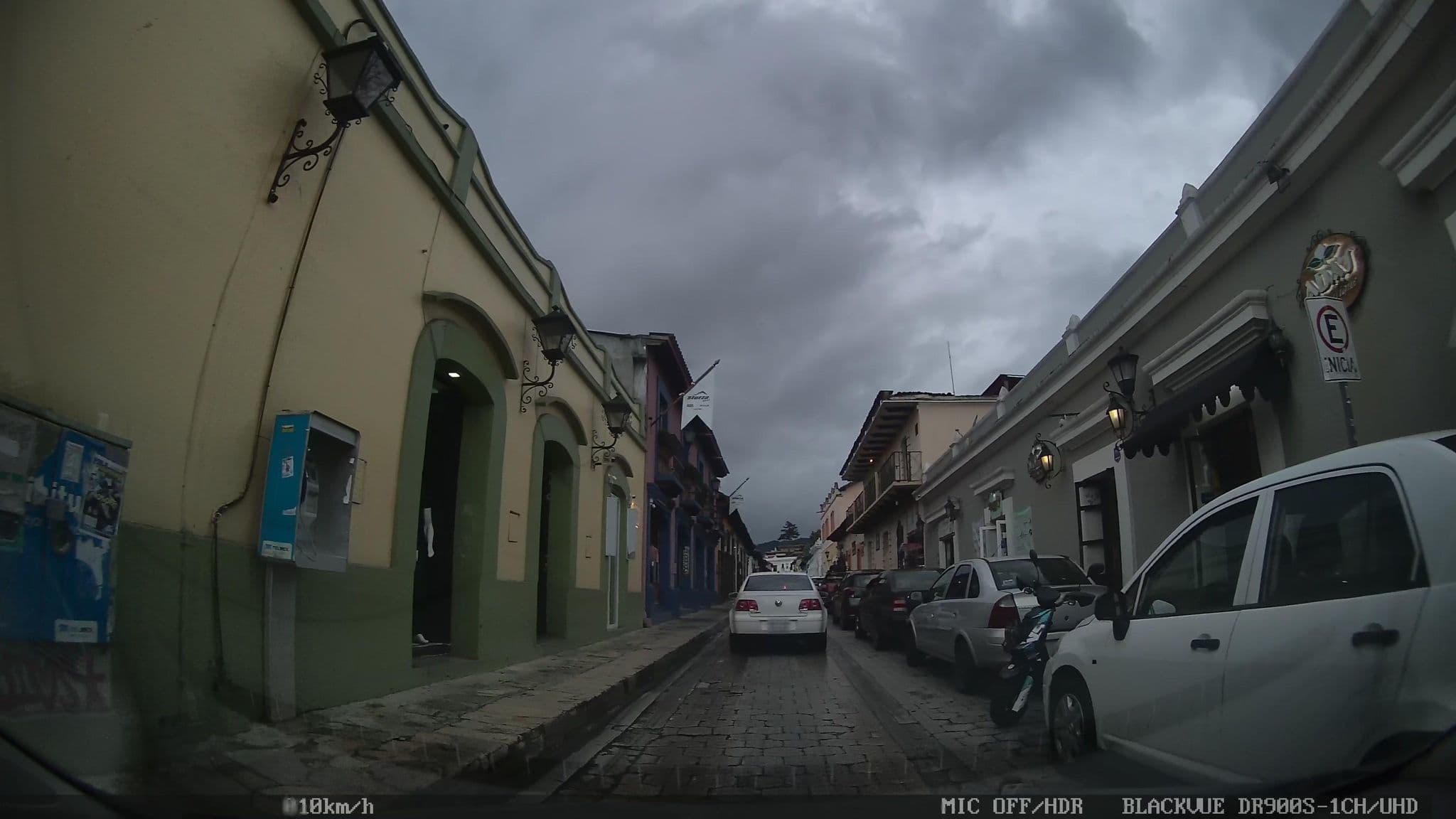 Street view near Ganesha Hotel, San Cristóbal de las Casas